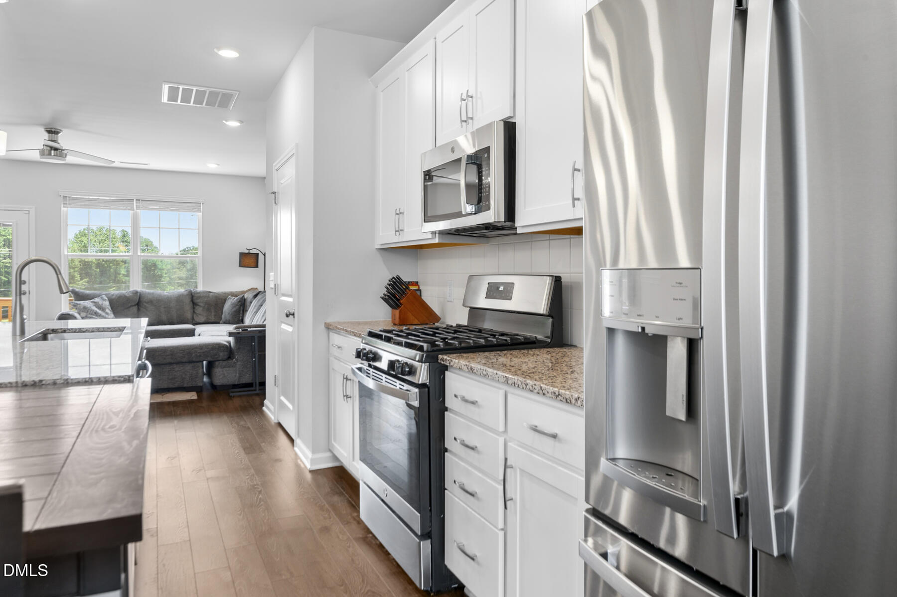 2102 Enrichment Way Property Photo 11