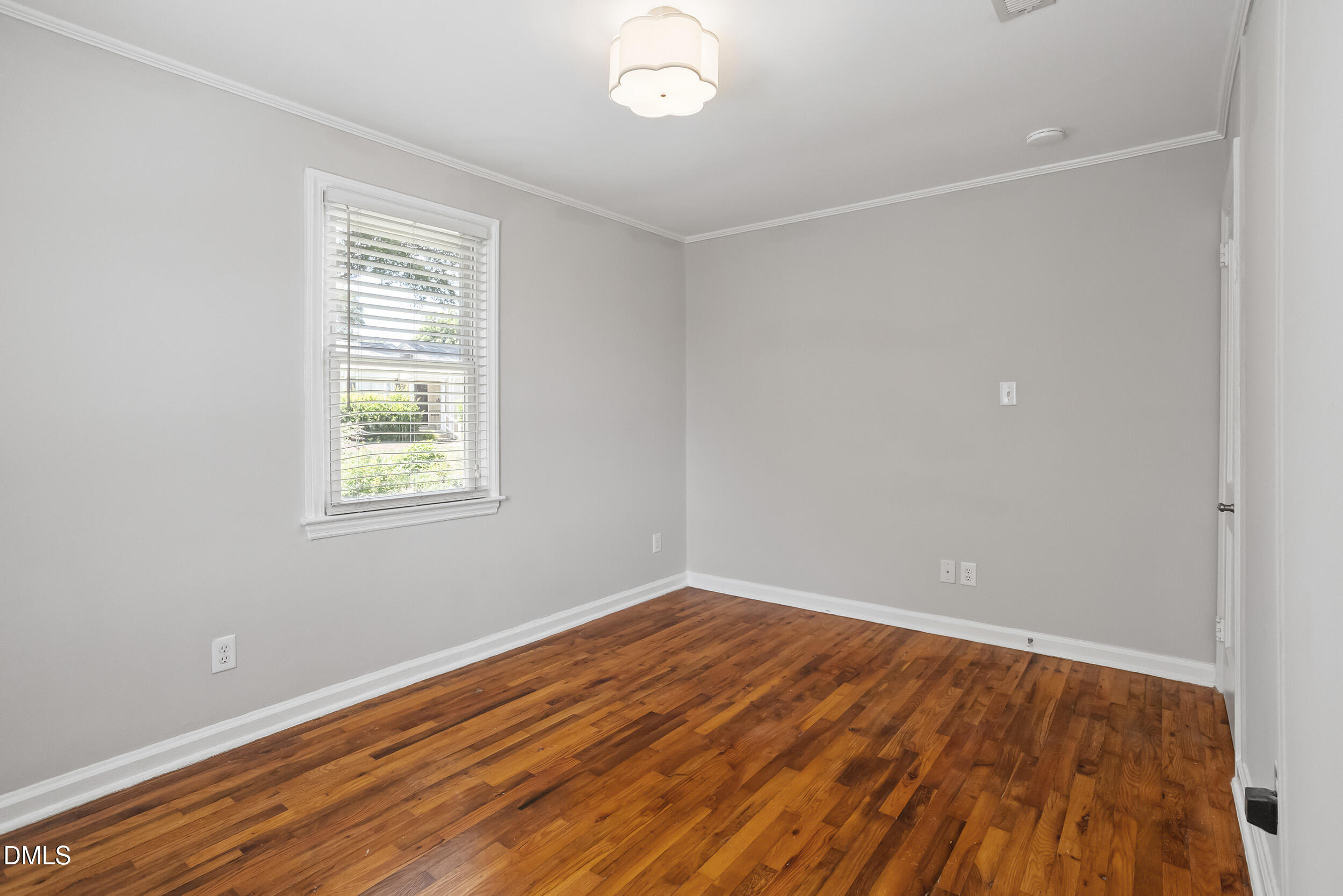 2320 Bernard Street Property Photo 18