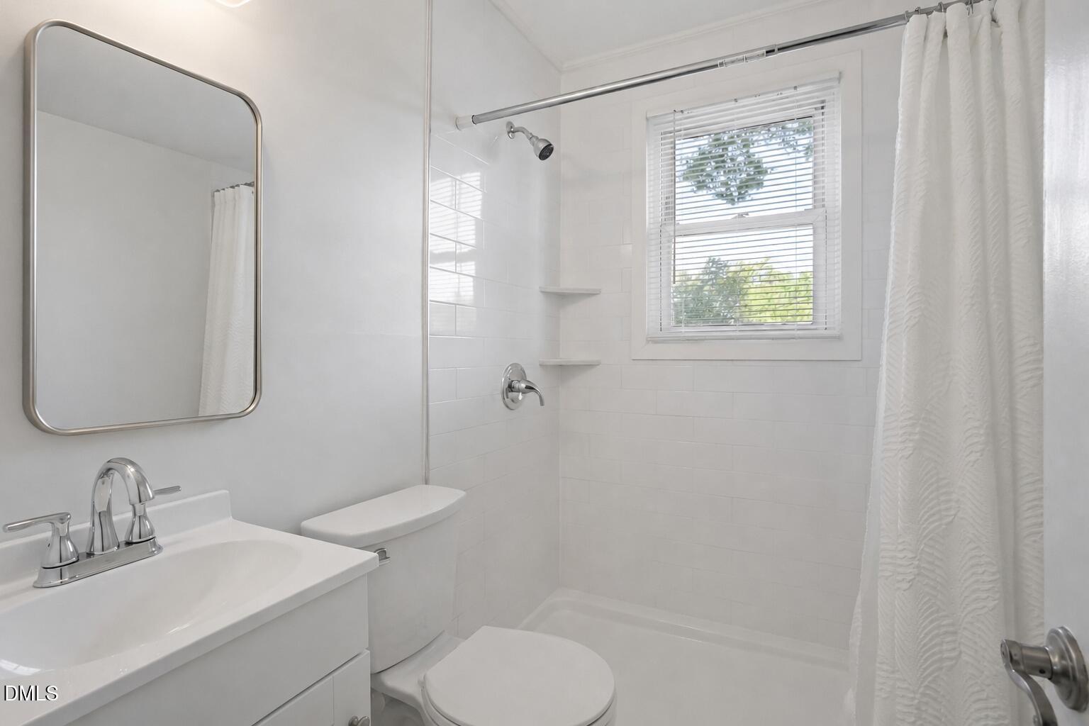 2320 Bernard Street Property Photo 20