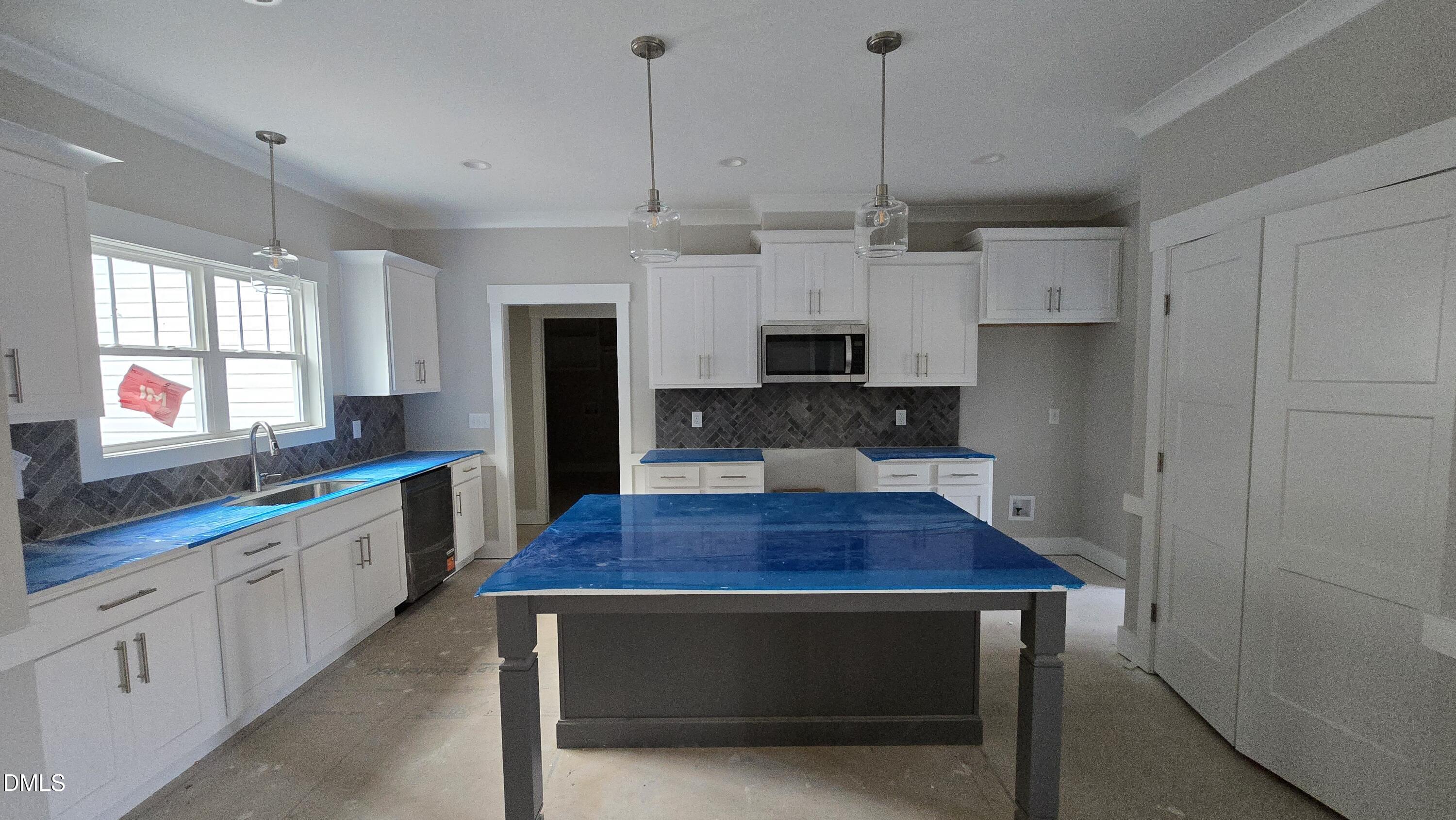 98 Freedom Ridge Drive Property Photo 2