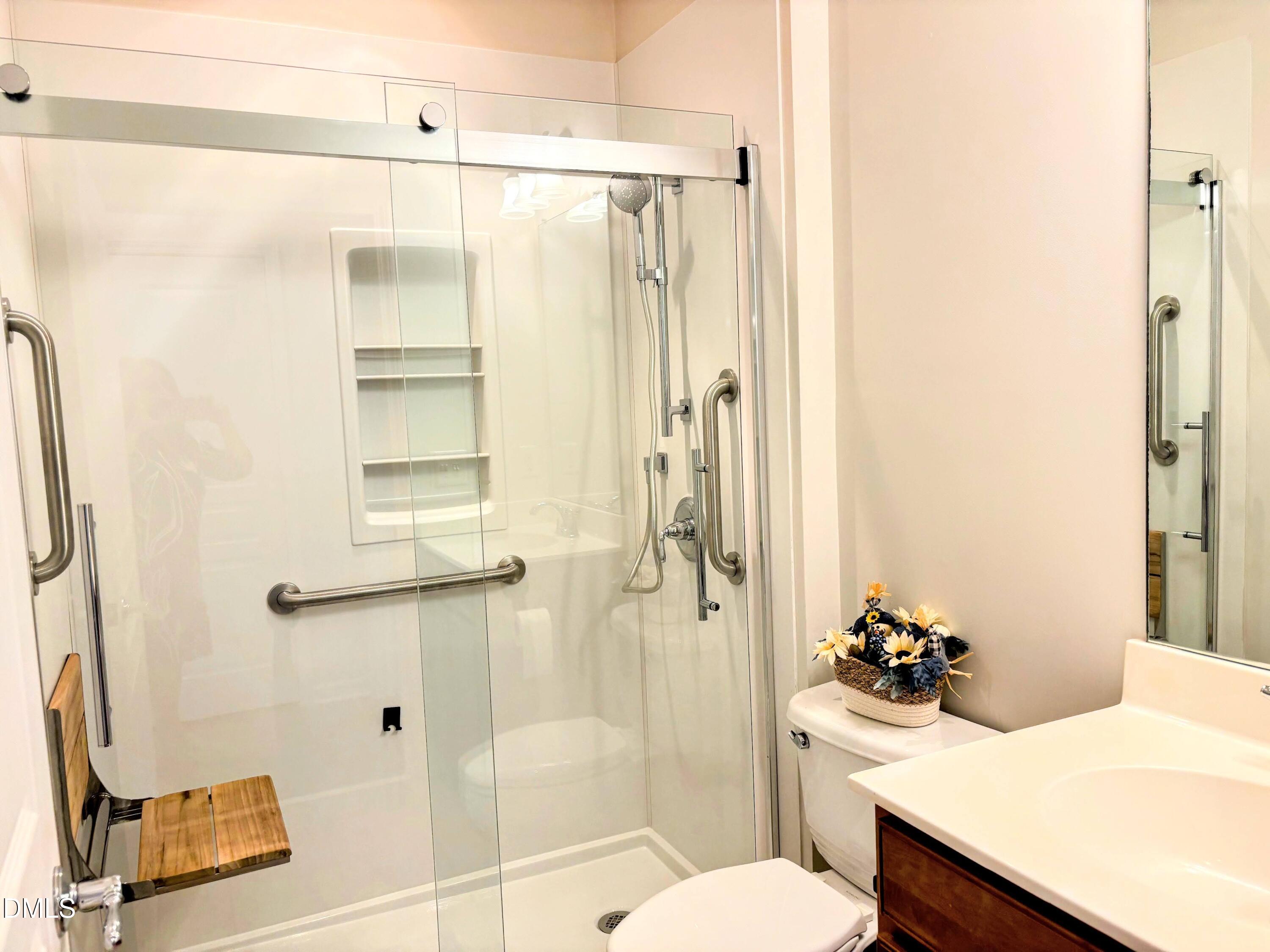 542 Tomkins Loop Property Photo 14