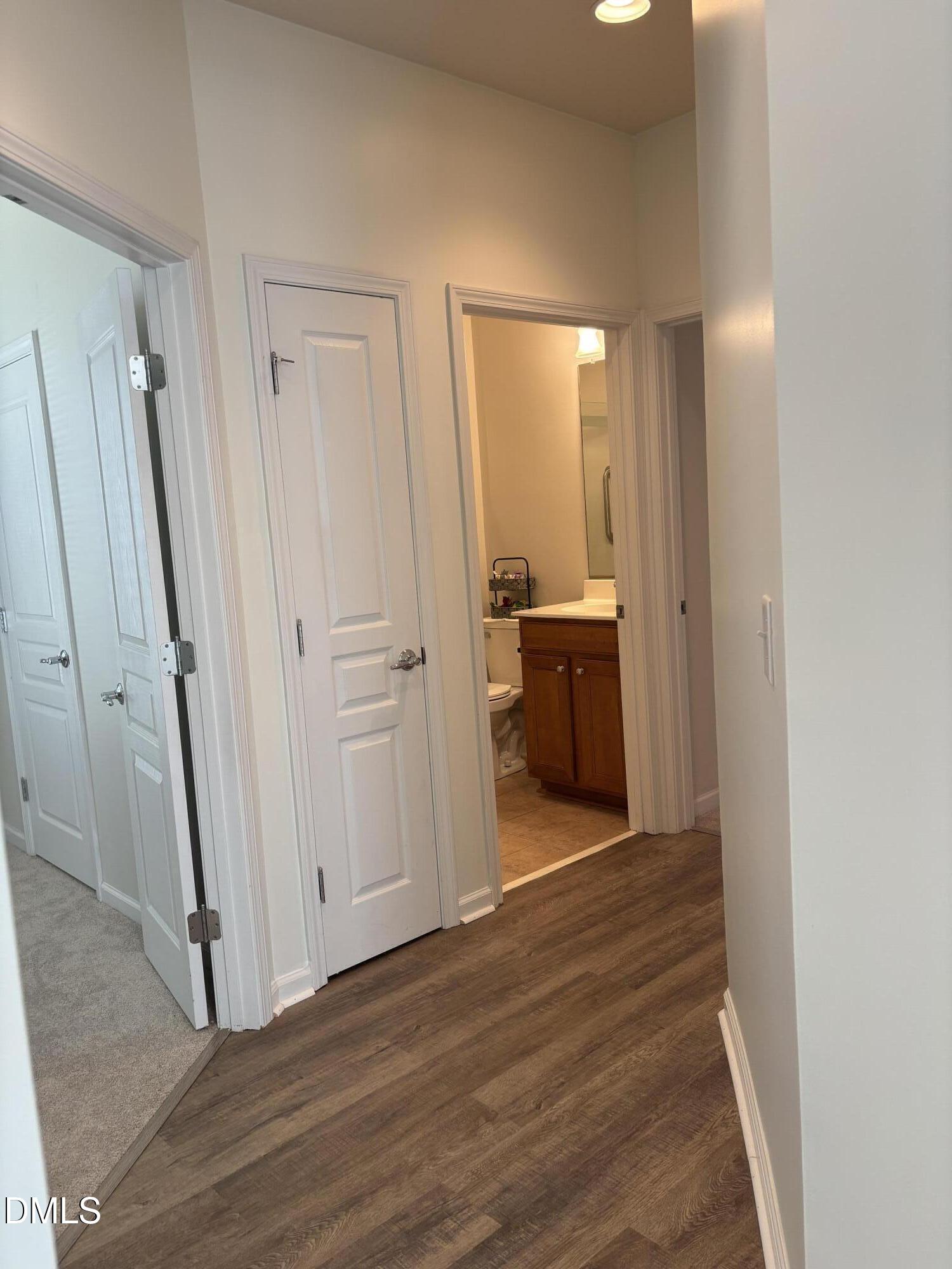 542 Tomkins Loop Property Photo 15