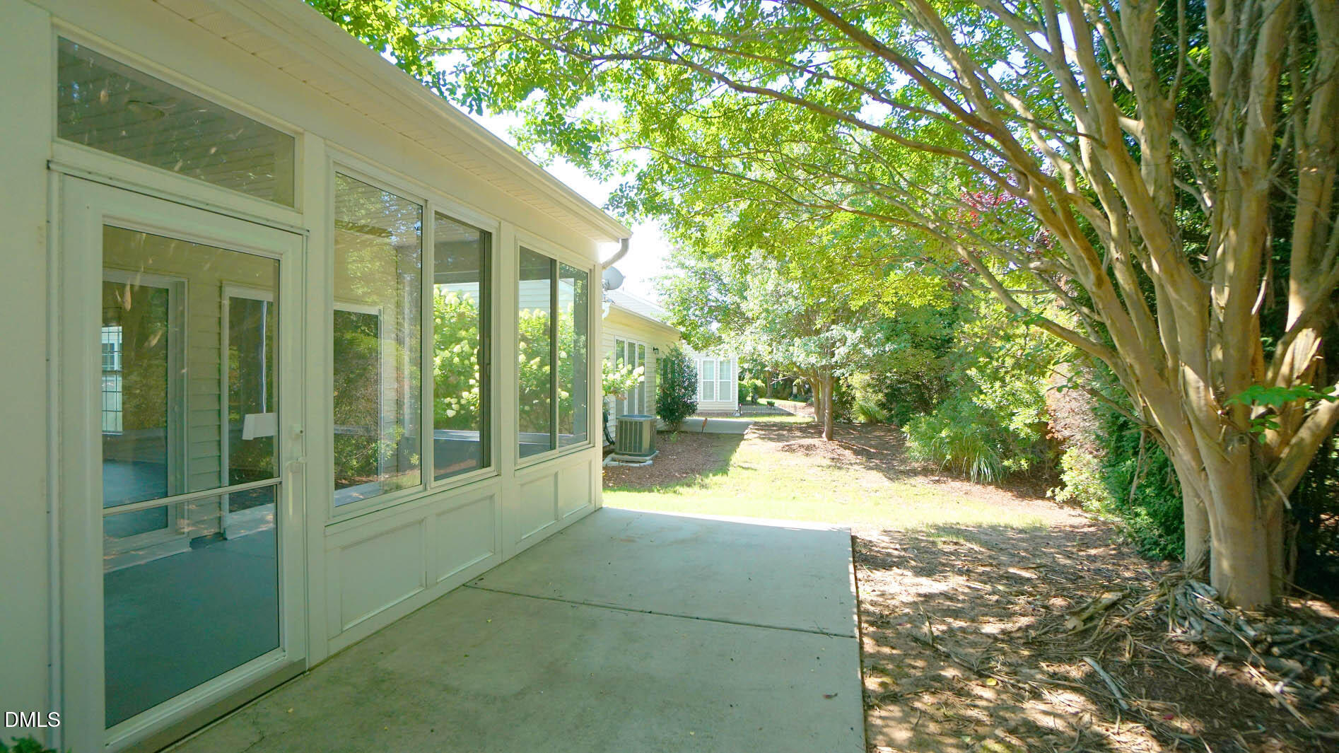 542 Tomkins Loop Property Photo 54