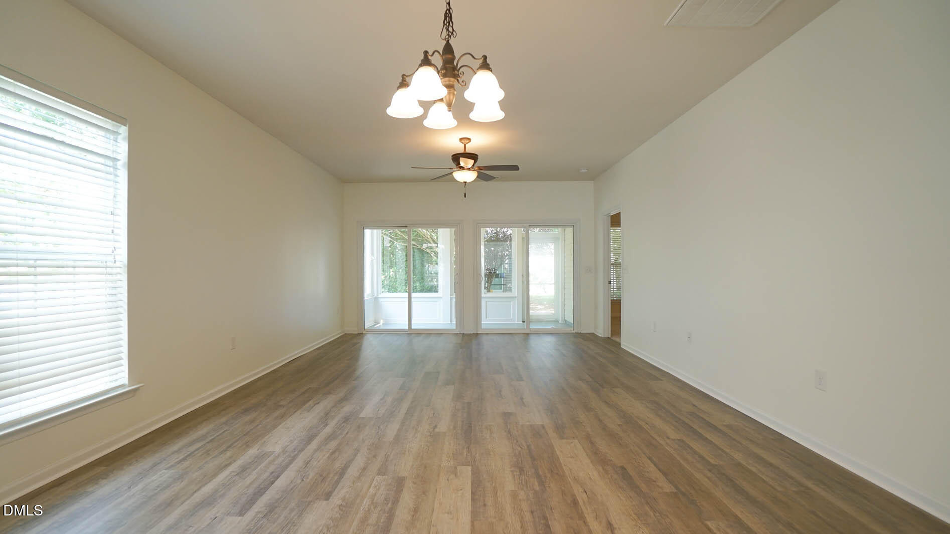 542 Tomkins Loop Property Photo 69