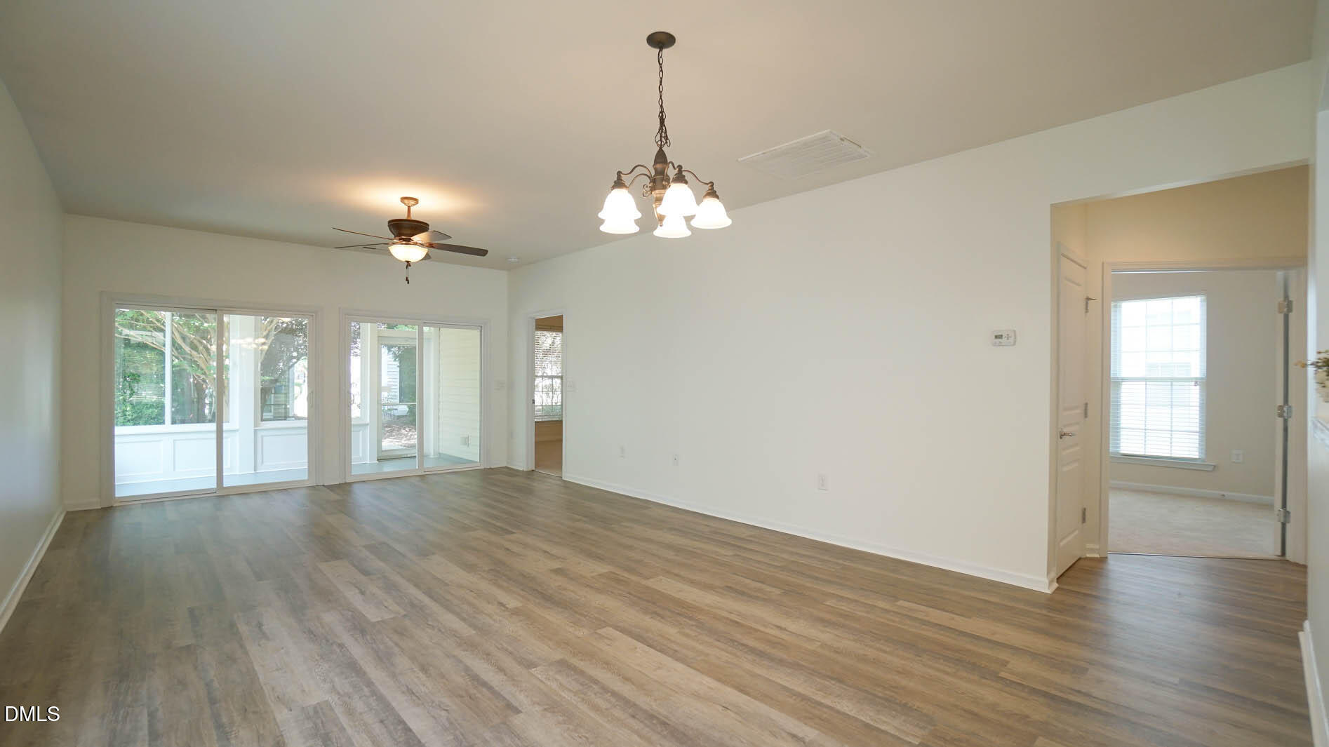 542 Tomkins Loop Property Photo 71