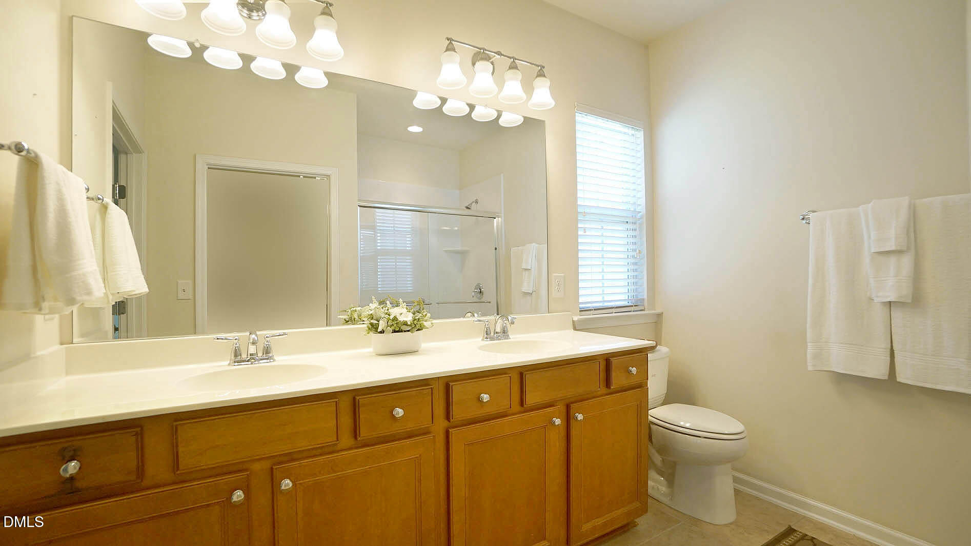 542 Tomkins Loop Property Photo 80