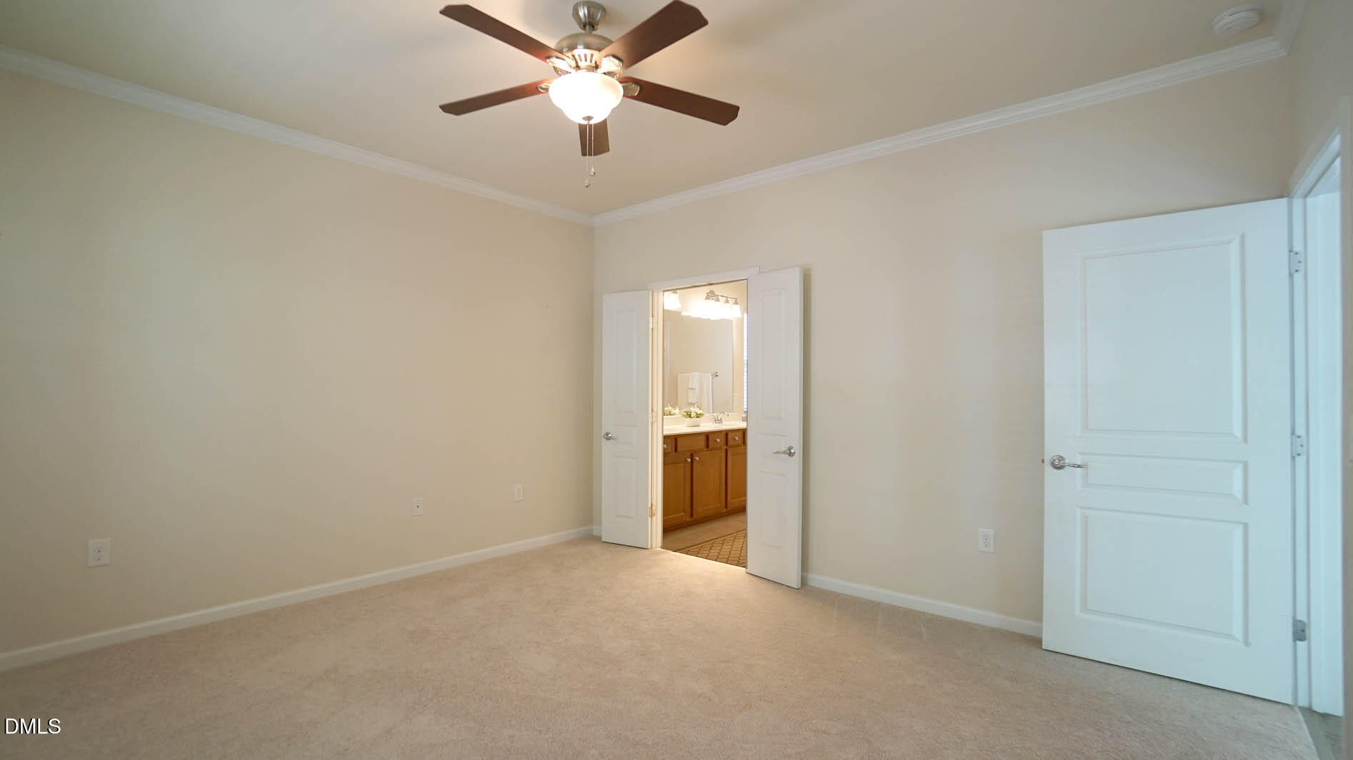 542 Tomkins Loop Property Photo 82