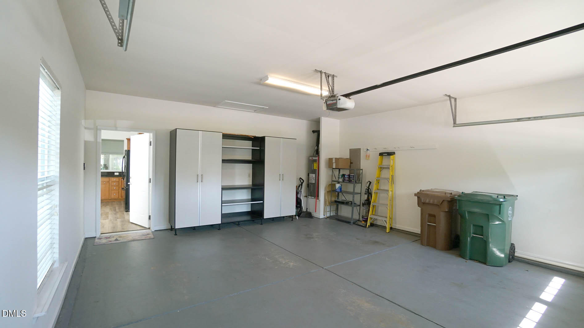 542 Tomkins Loop Property Photo 93