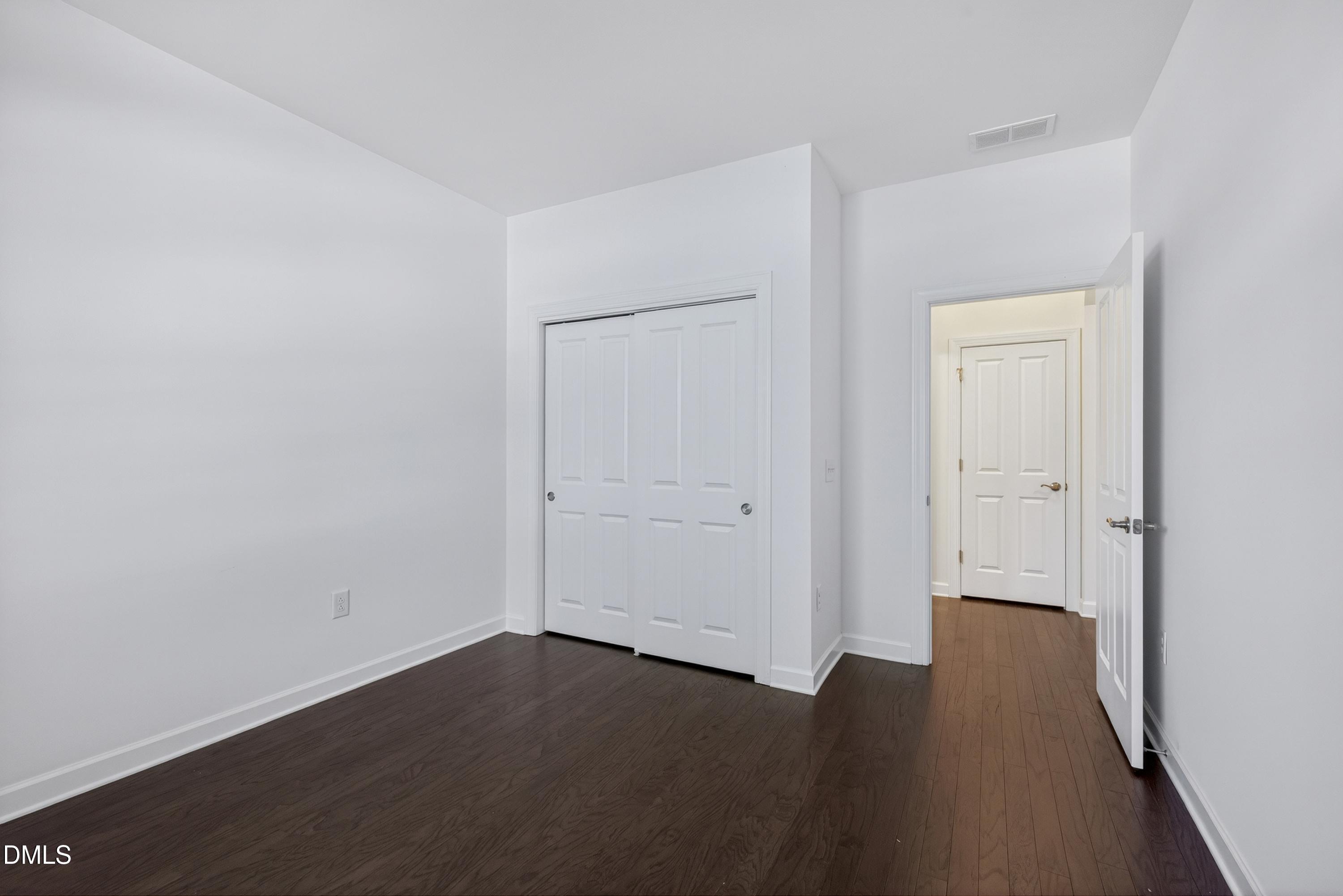 1512 Fountainview Drive Property Photo 26