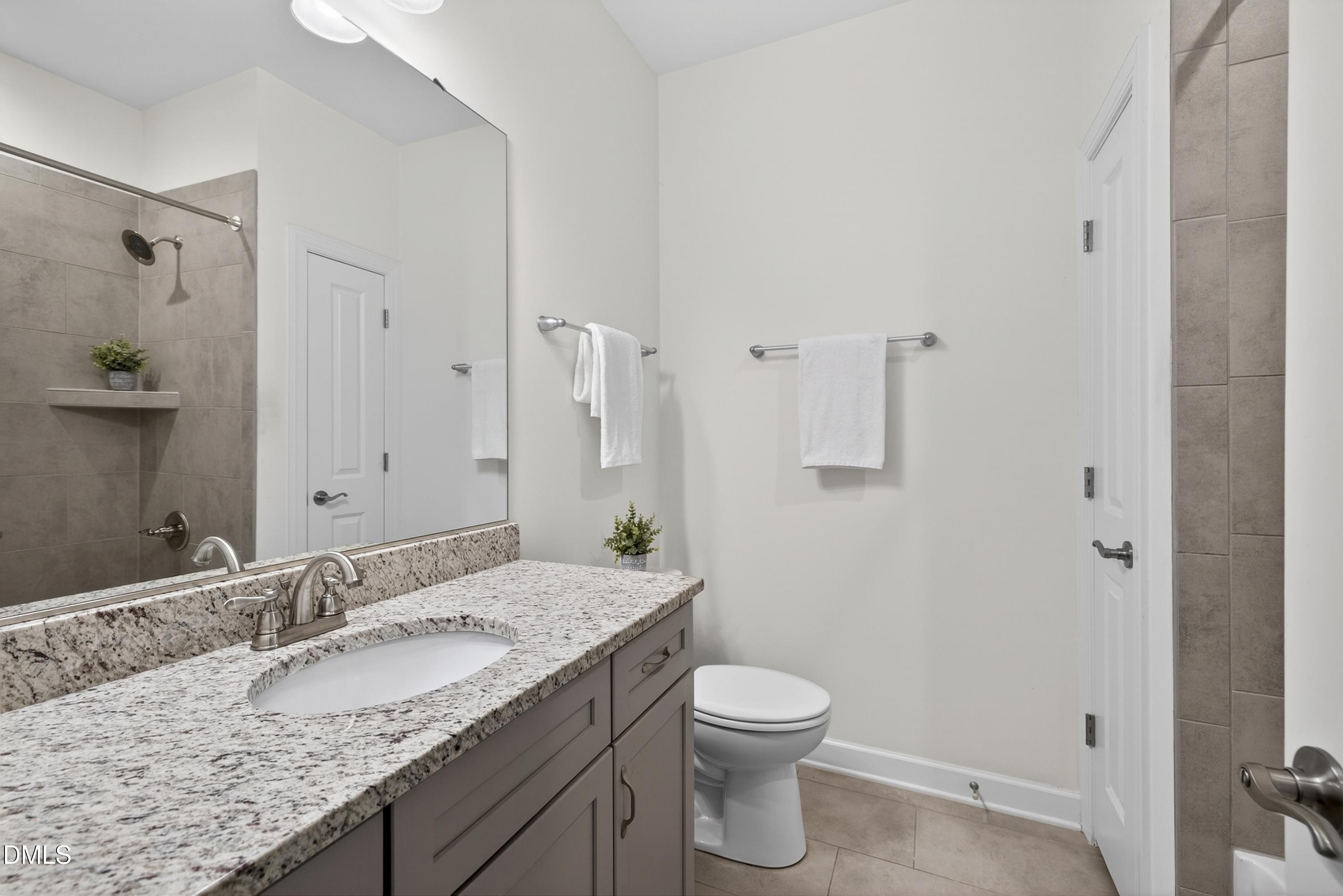 1512 Fountainview Drive Property Photo 28
