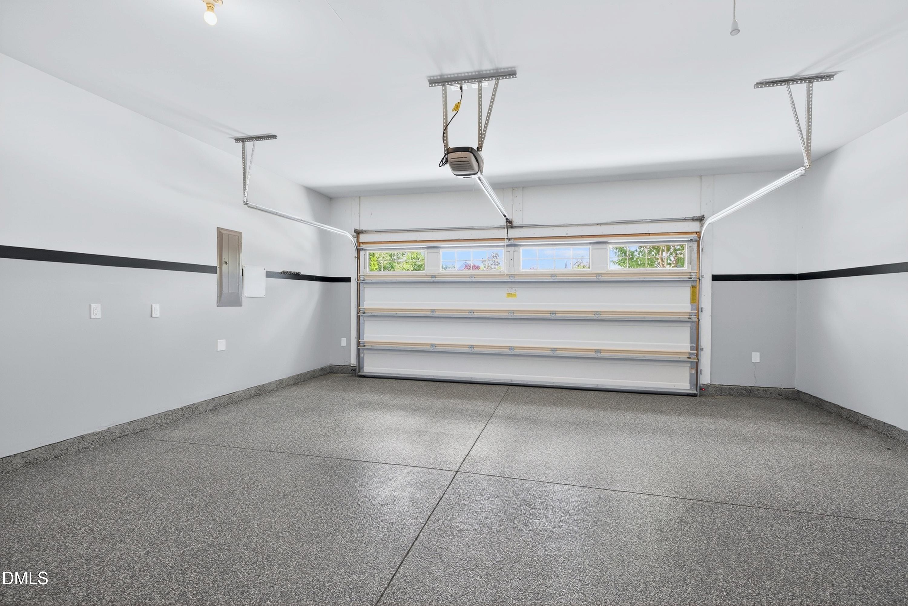 1512 Fountainview Drive Property Photo 31