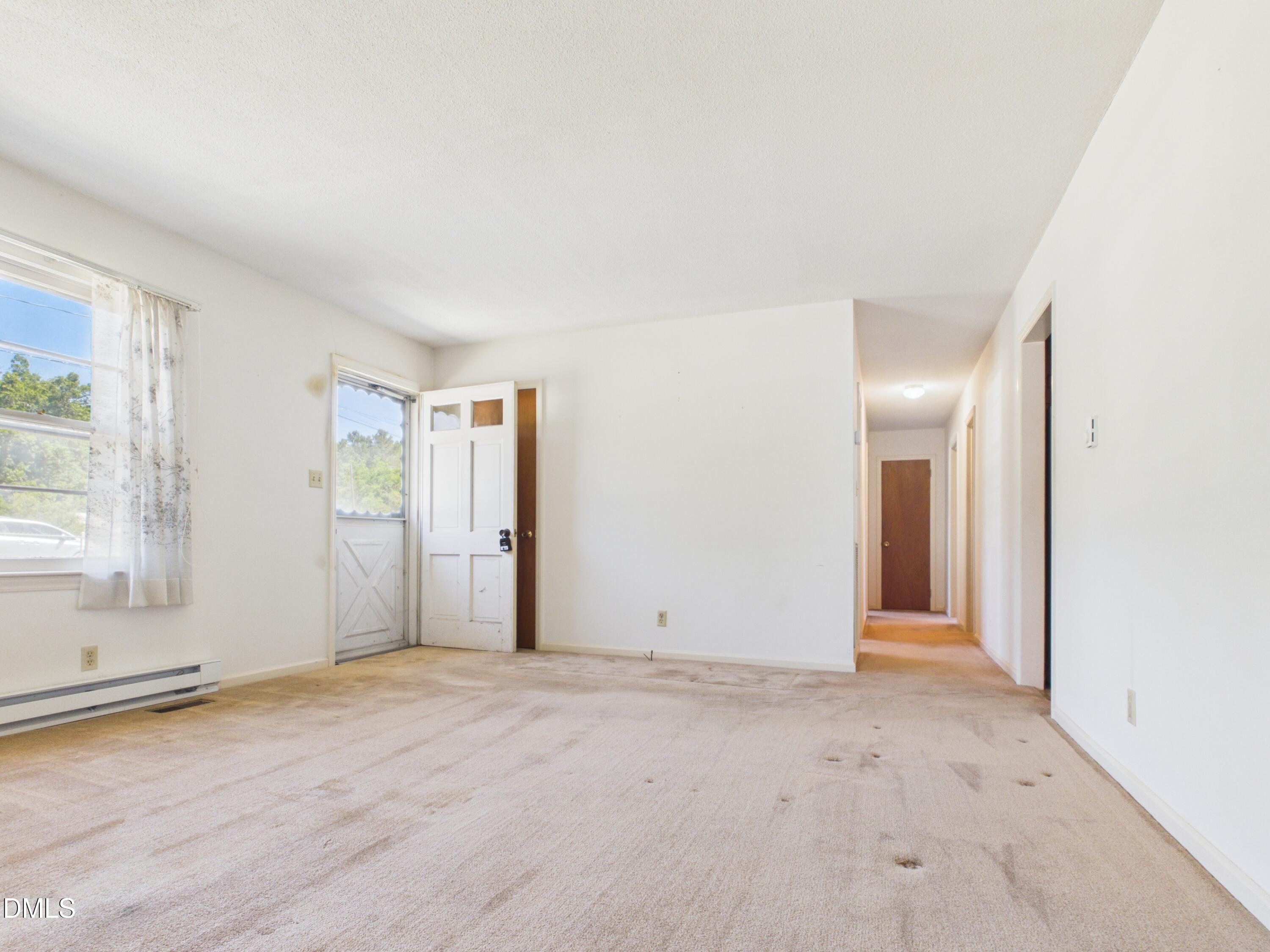 2409 Landis Drive Property Photo 9