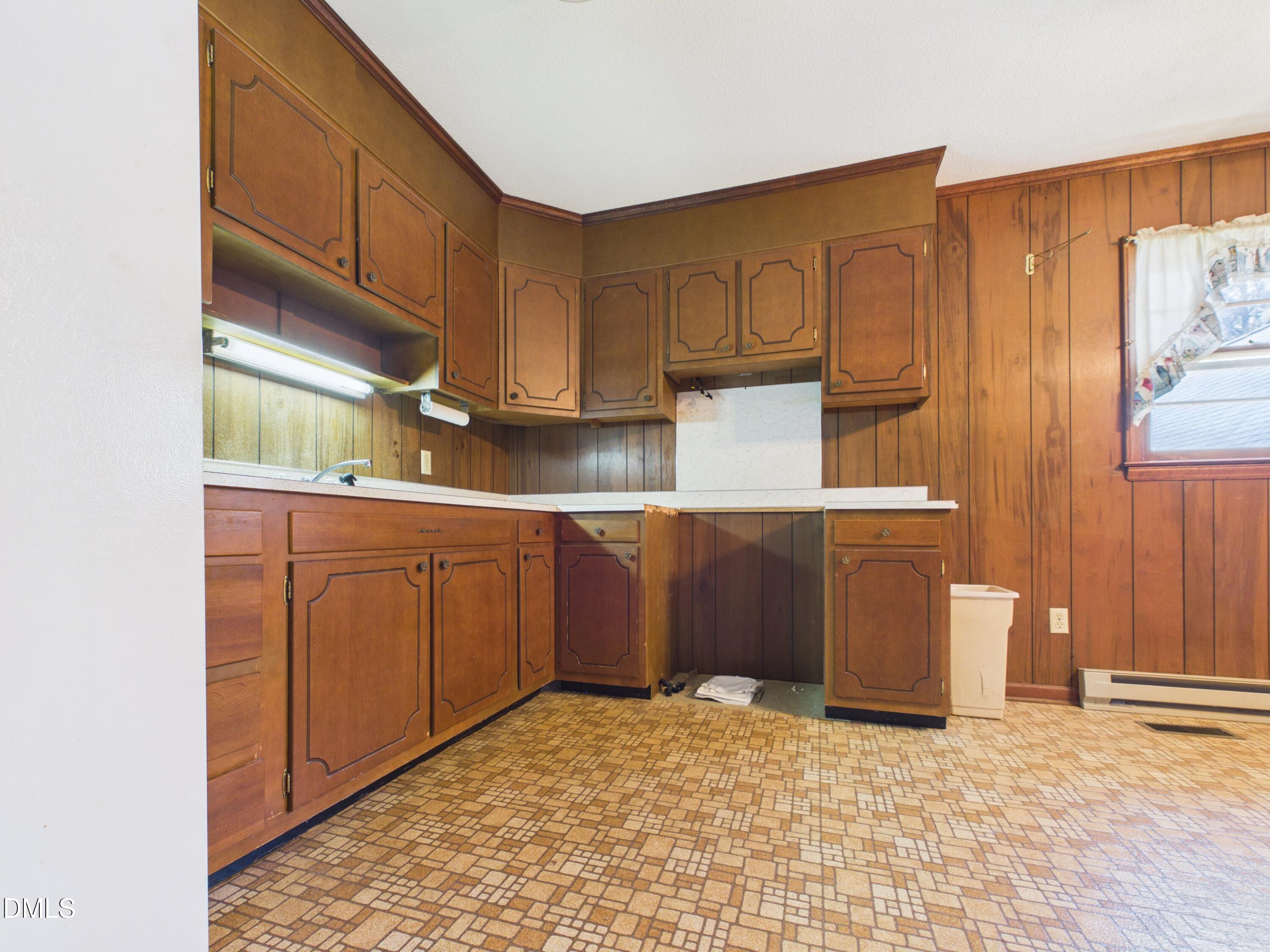 2409 Landis Drive Property Photo 14