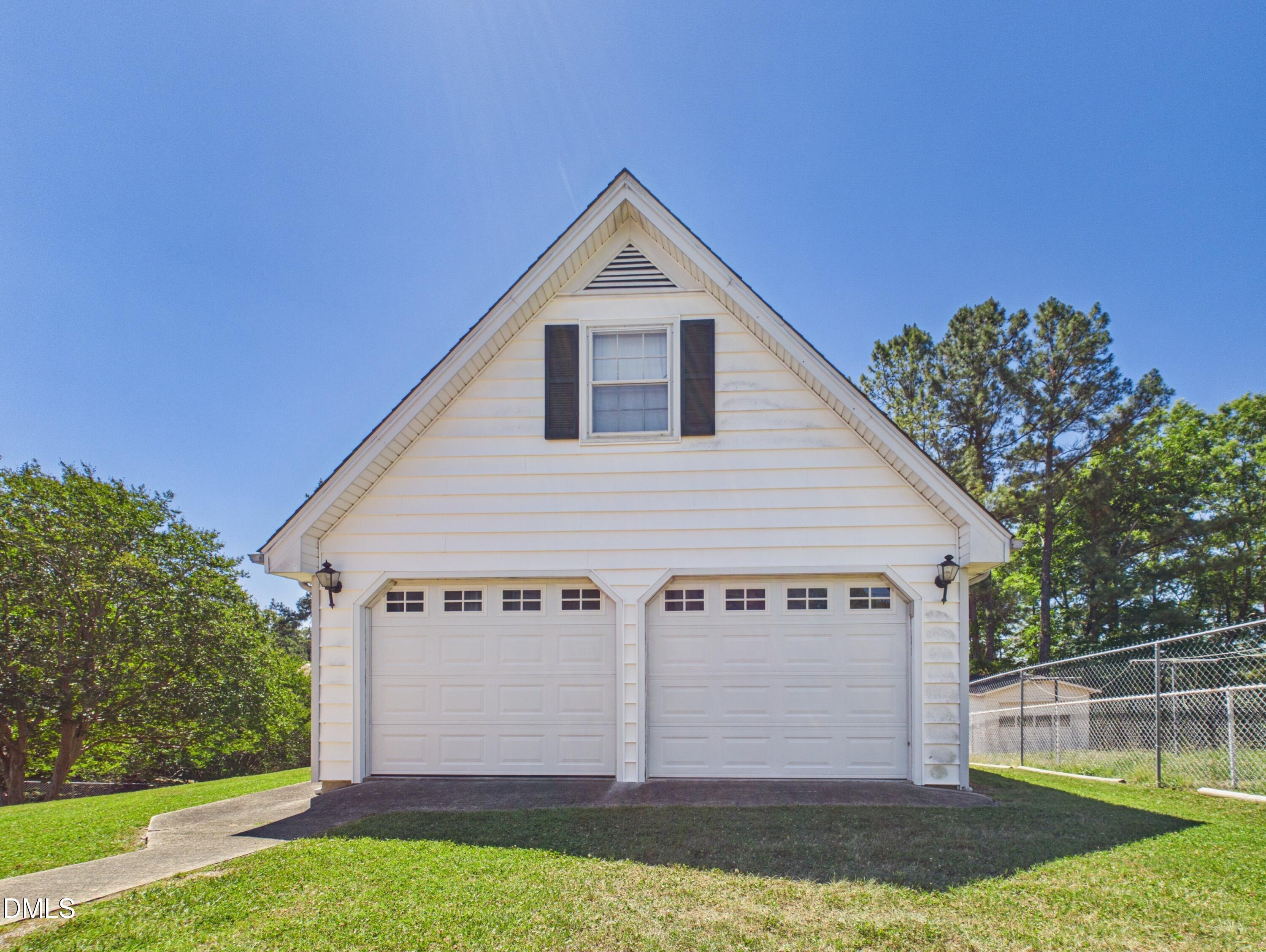 2409 Landis Drive Property Photo 31