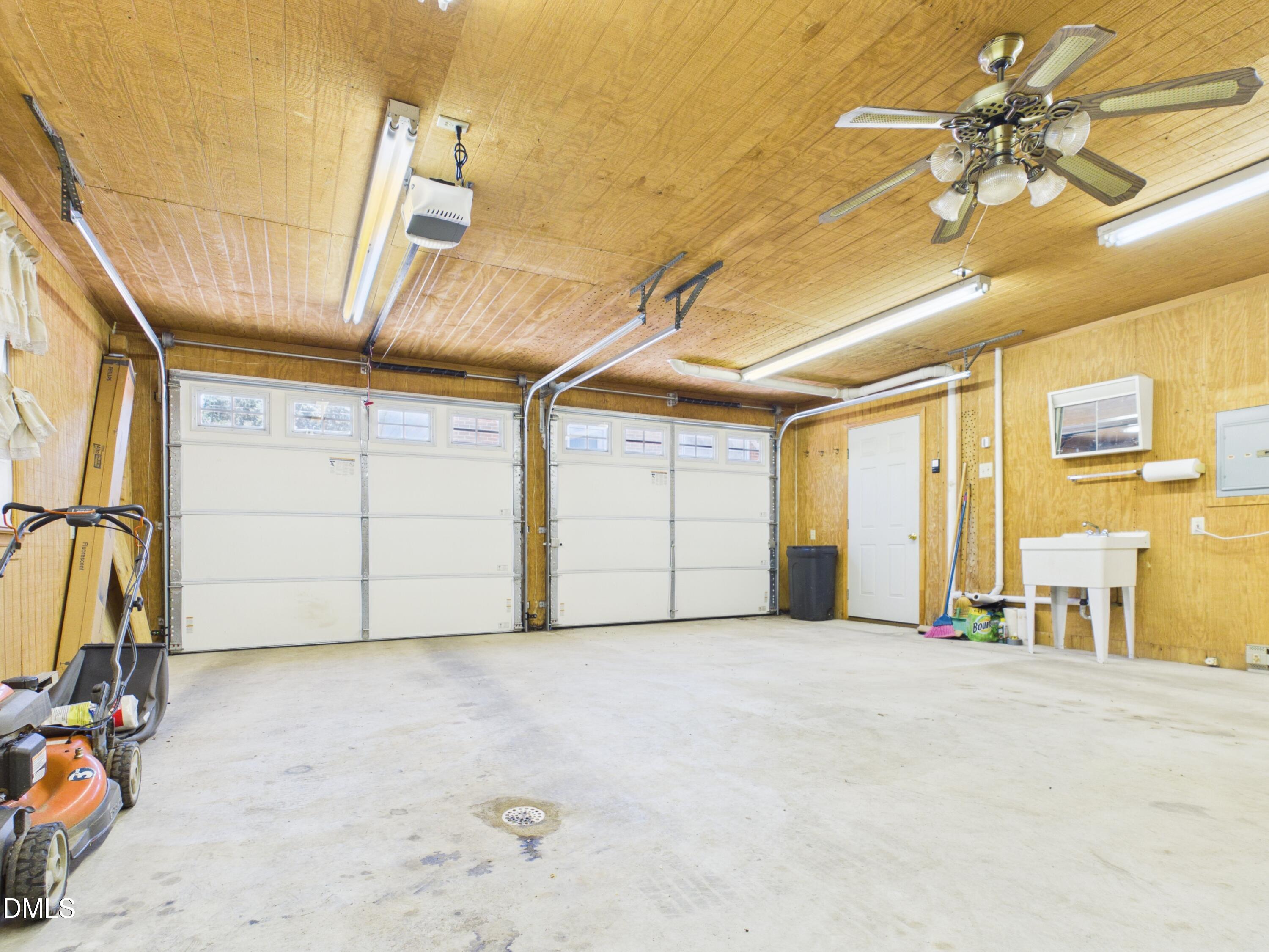 2409 Landis Drive Property Photo 33