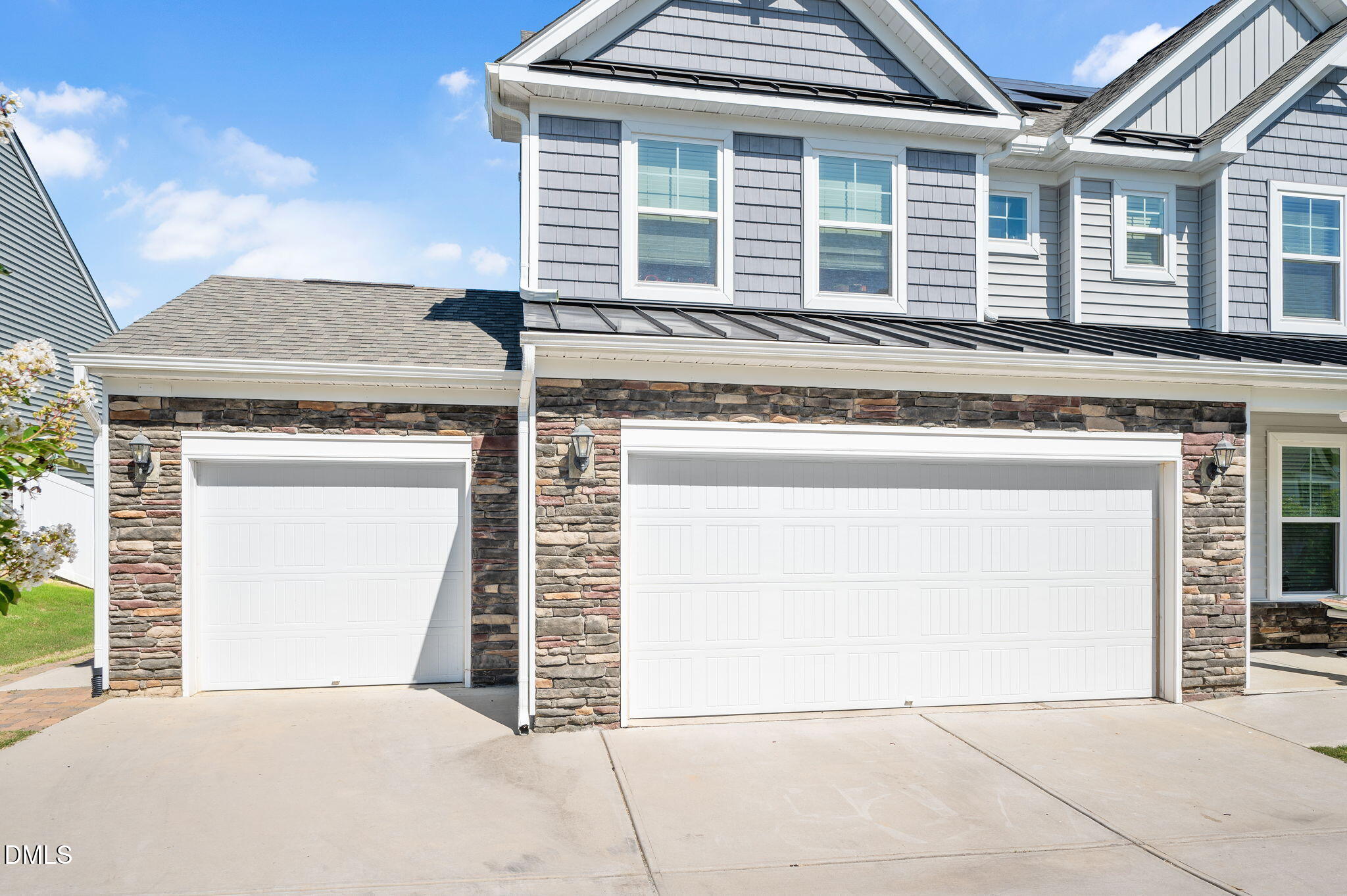 79 Stallion Way Property Photo 5