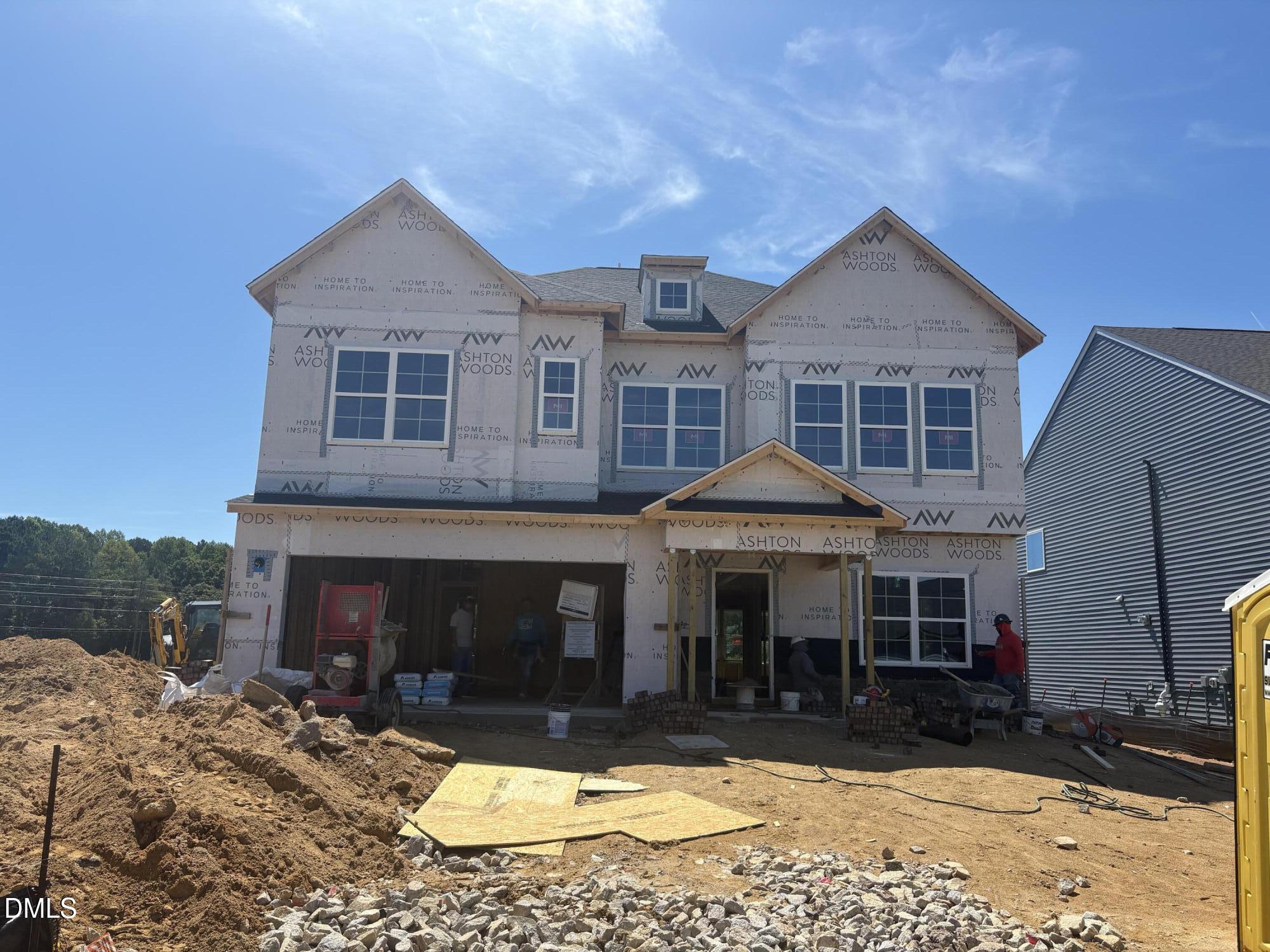 425 Contempo Drive 1 Property Photo 2