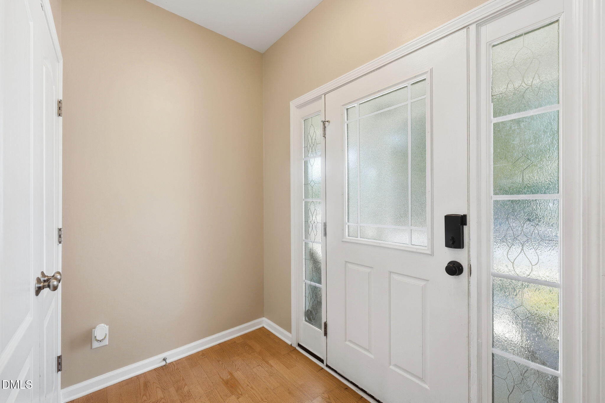 4019 Comrie Lane Property Photo 7