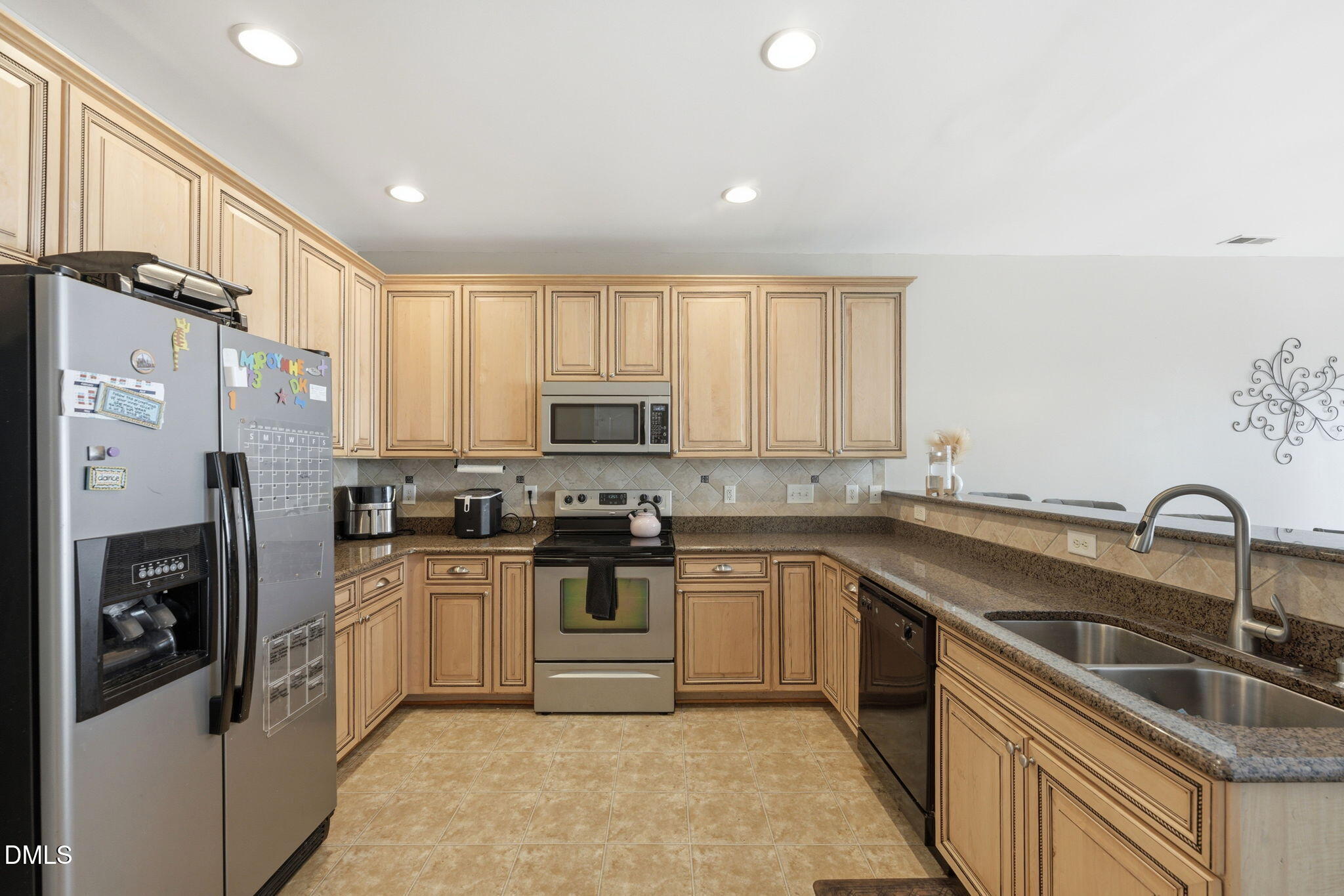 4019 Comrie Lane Property Photo 10