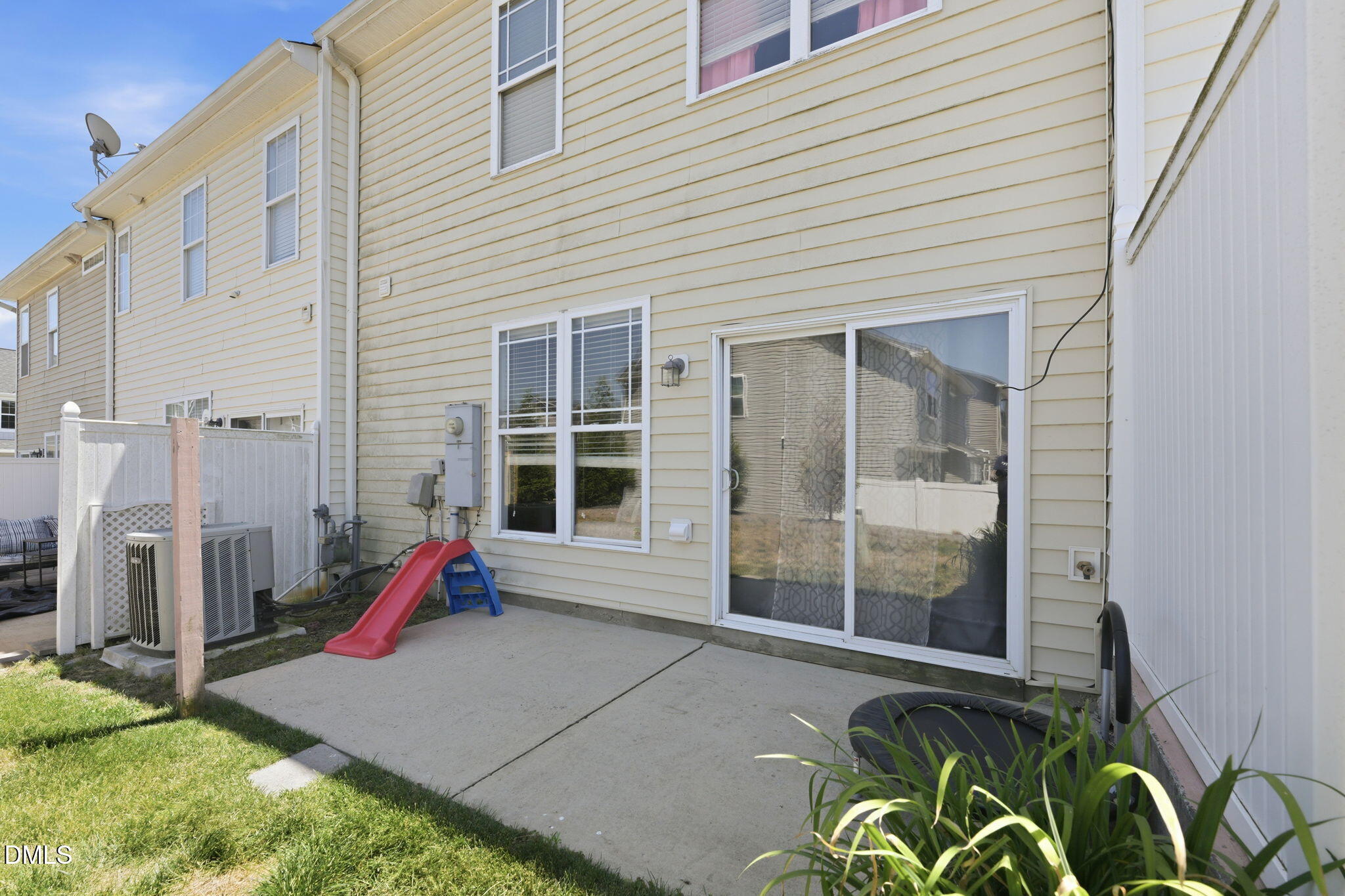 4019 Comrie Lane Property Photo 23
