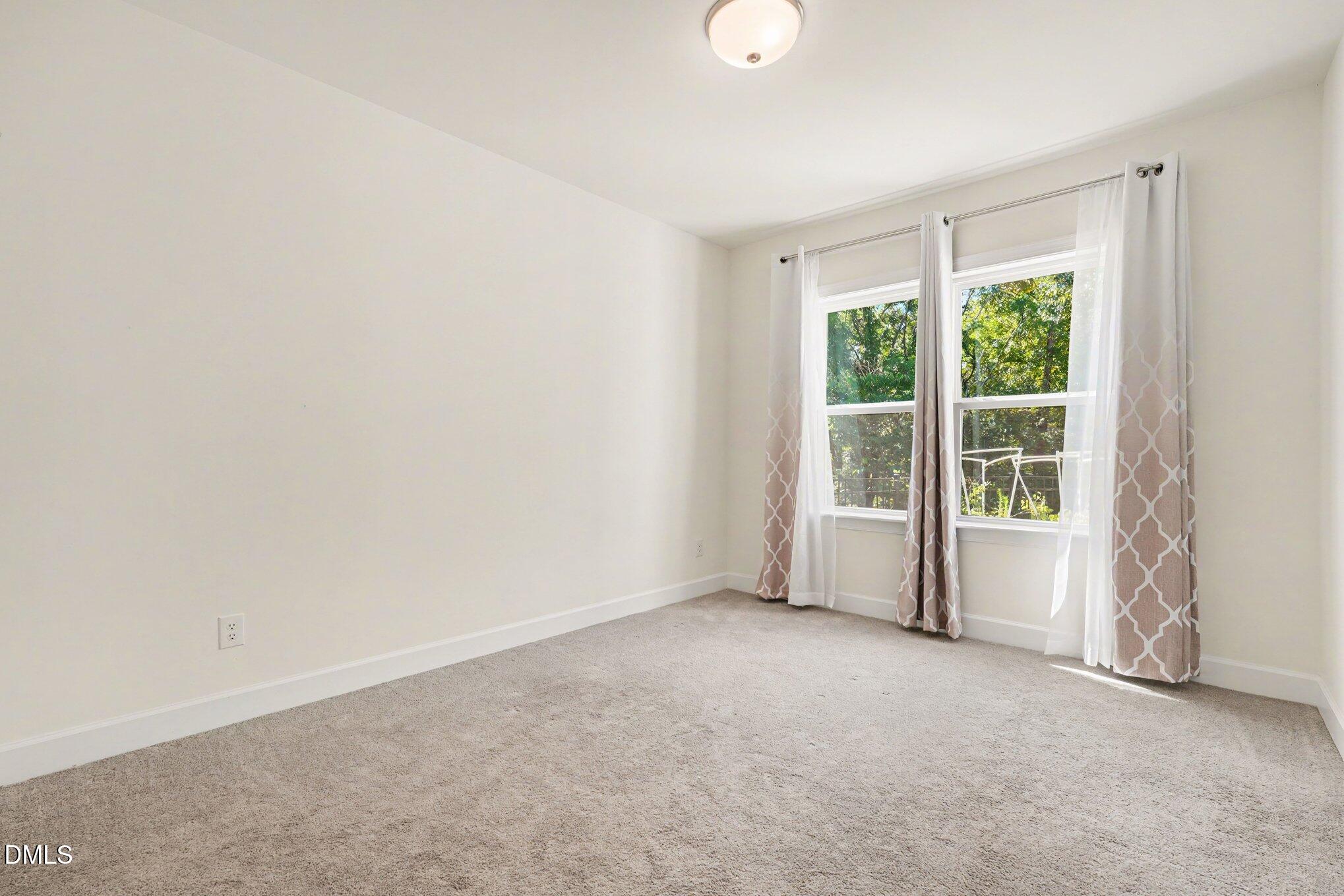 132 Woodstaff Avenue Property Photo 19