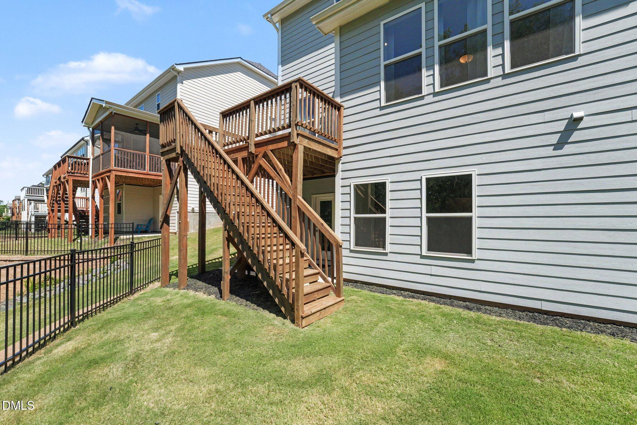 132 Woodstaff Avenue Property Photo 33