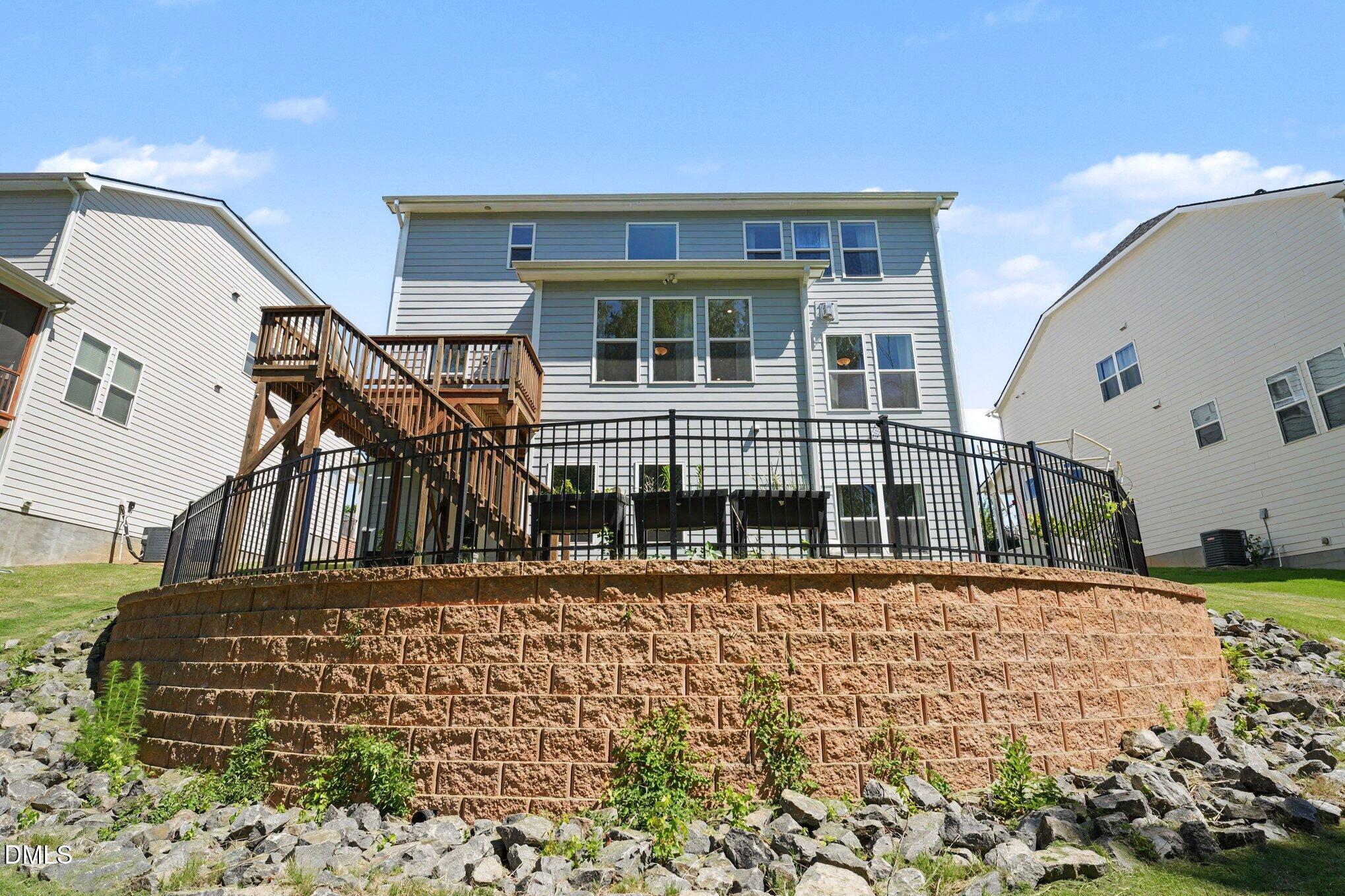 132 Woodstaff Avenue Property Photo 34