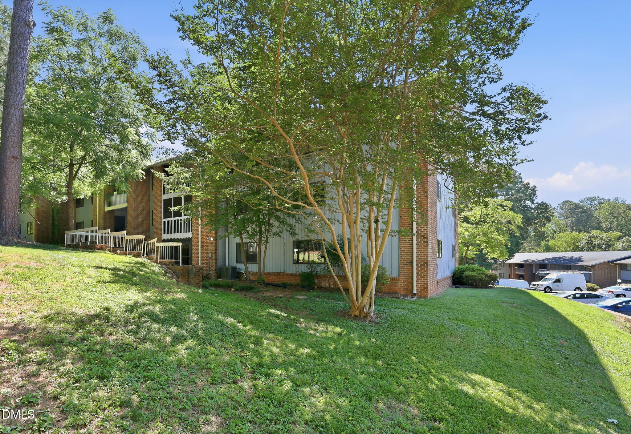 1008 Sandlin Place B Property Photo 28
