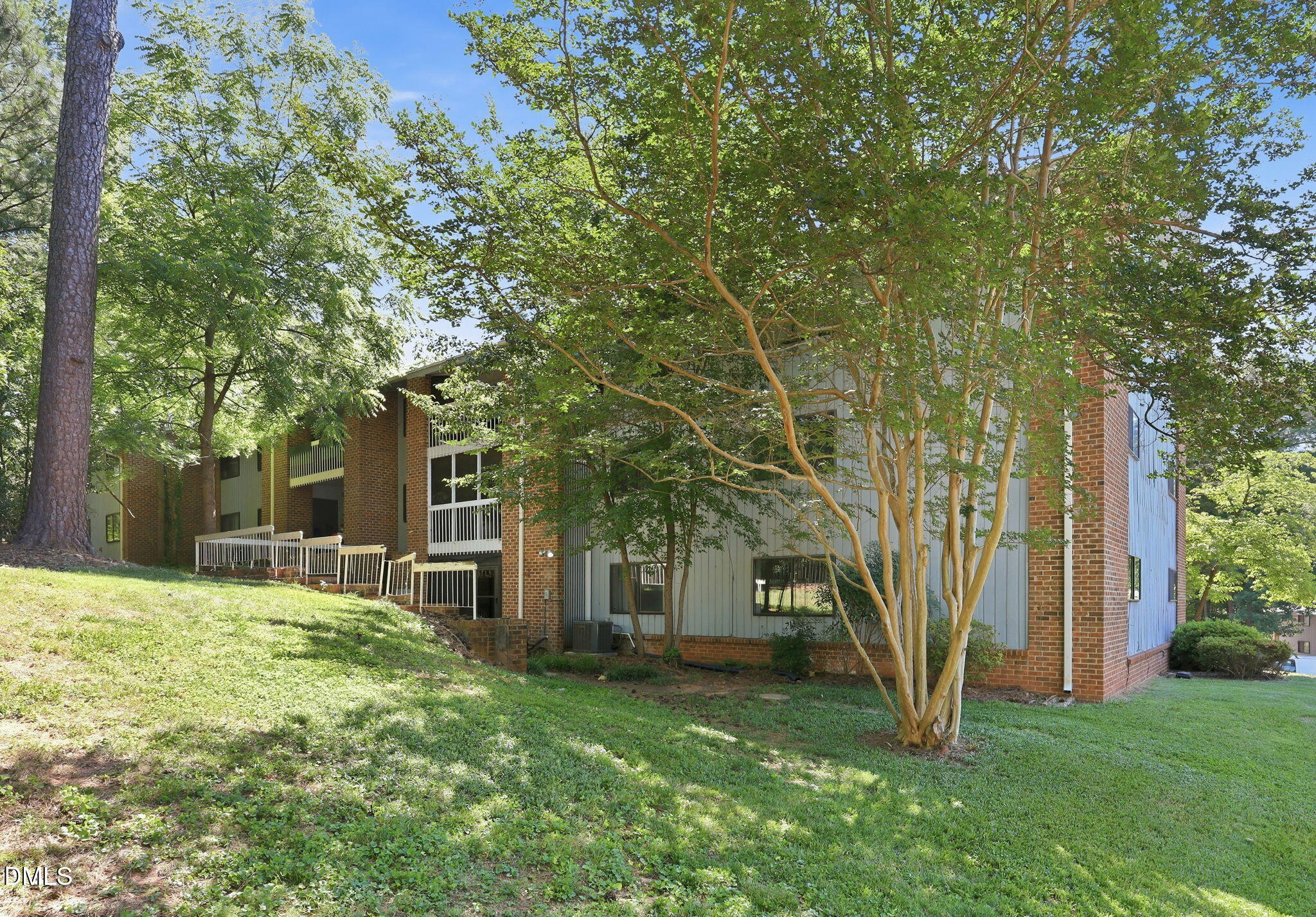 1008 Sandlin Place B Property Photo 30