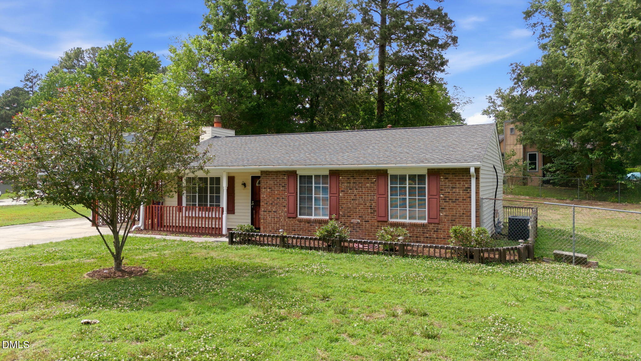 3909 Old Creek Court Property Photo 3