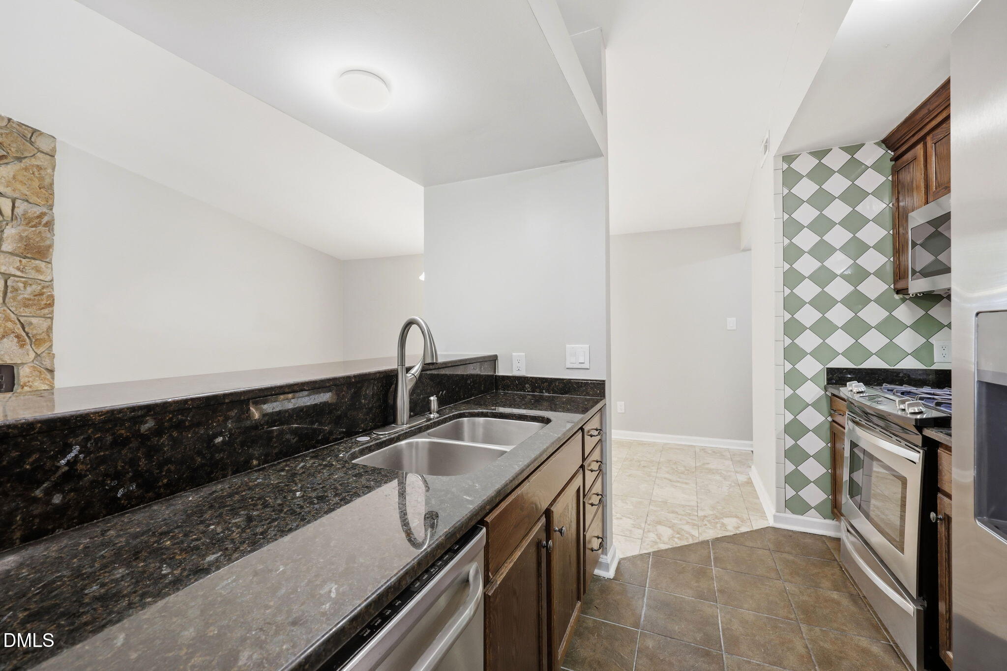 3909 Old Creek Court Property Photo 21