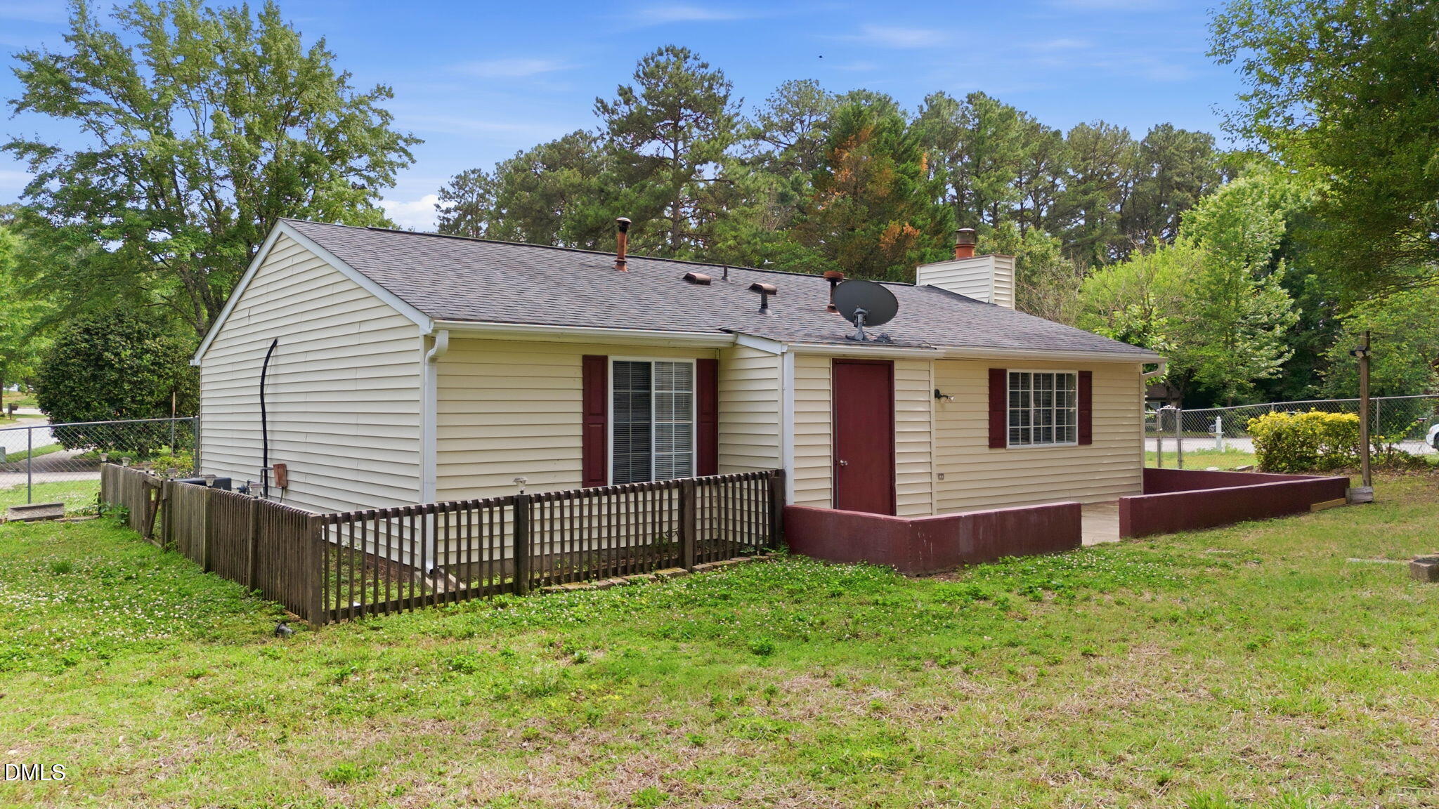 3909 Old Creek Court Property Photo 37