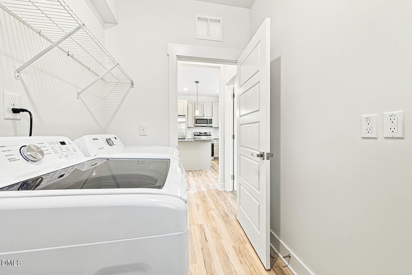 608 E Granville Street Property Photo 14