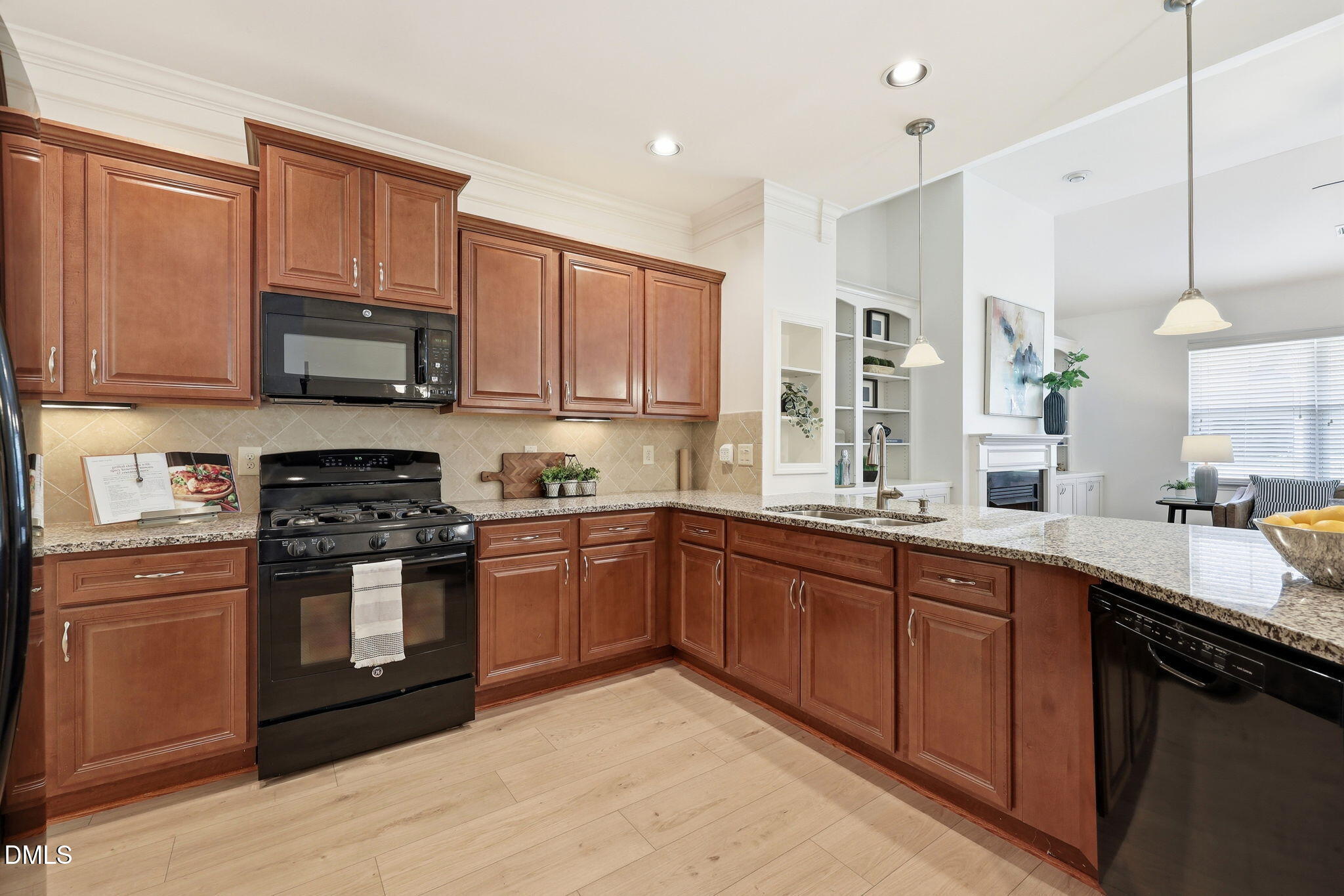 4622 Teal Crest Court Property Photo 14