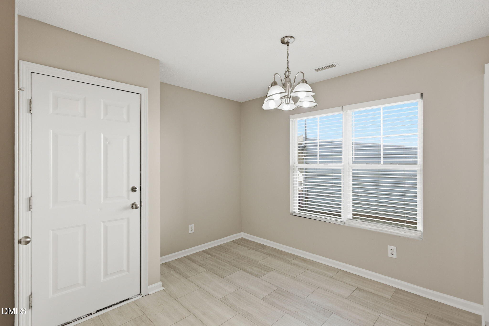 67 Valleyfield Drive Property Photo 10