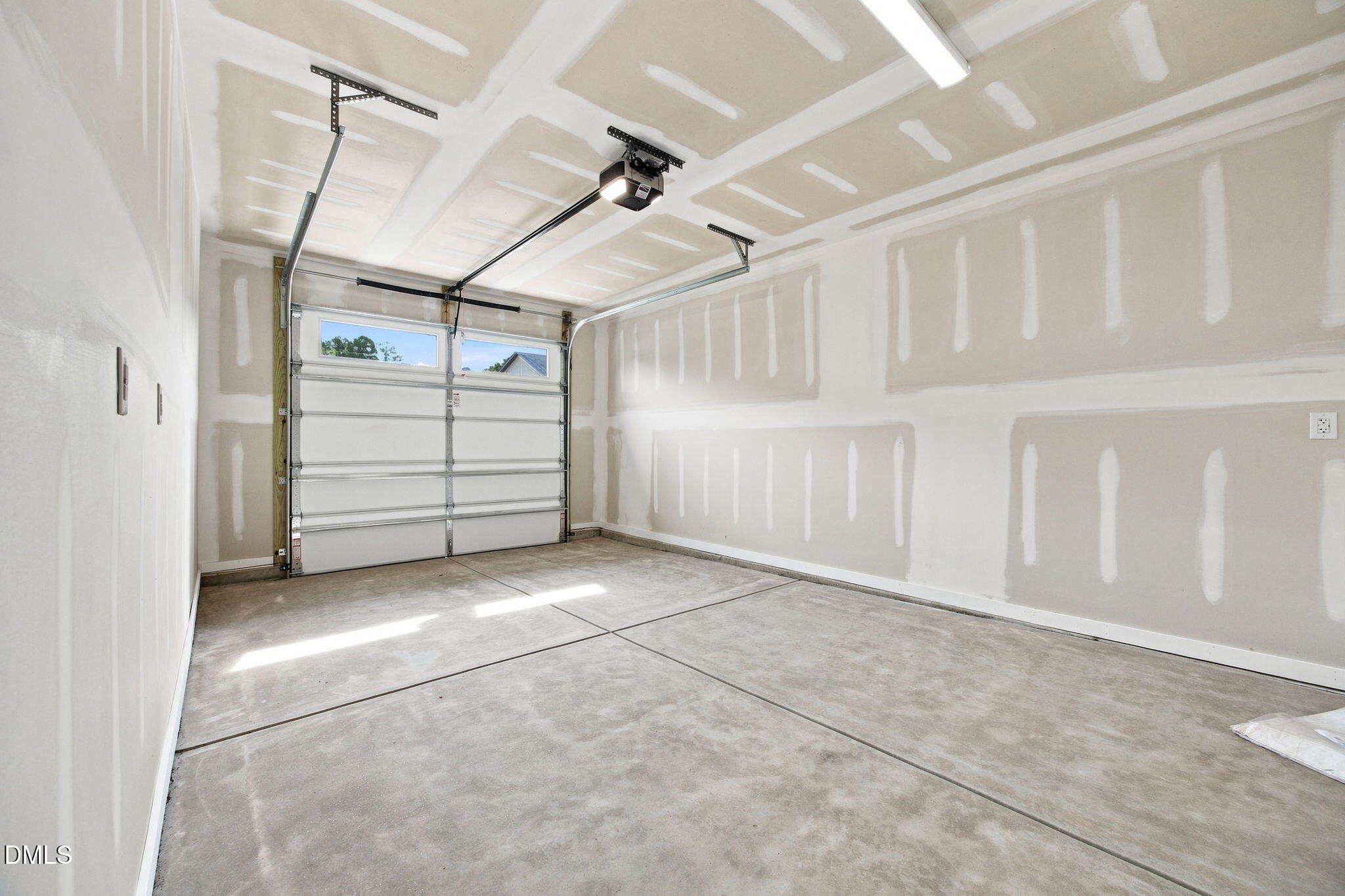 623 Marshskip Way 8 Property Photo 30