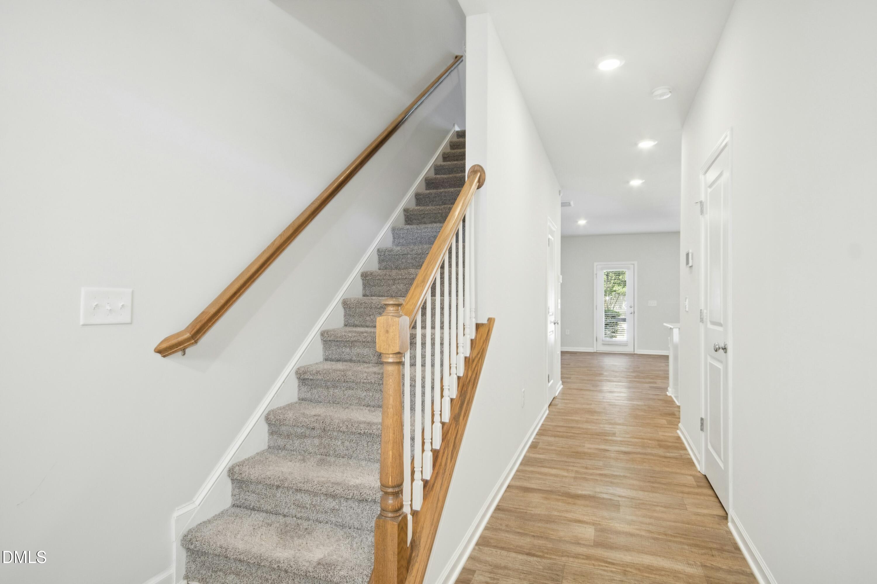 185 N Enterprise Drive Property Photo 4