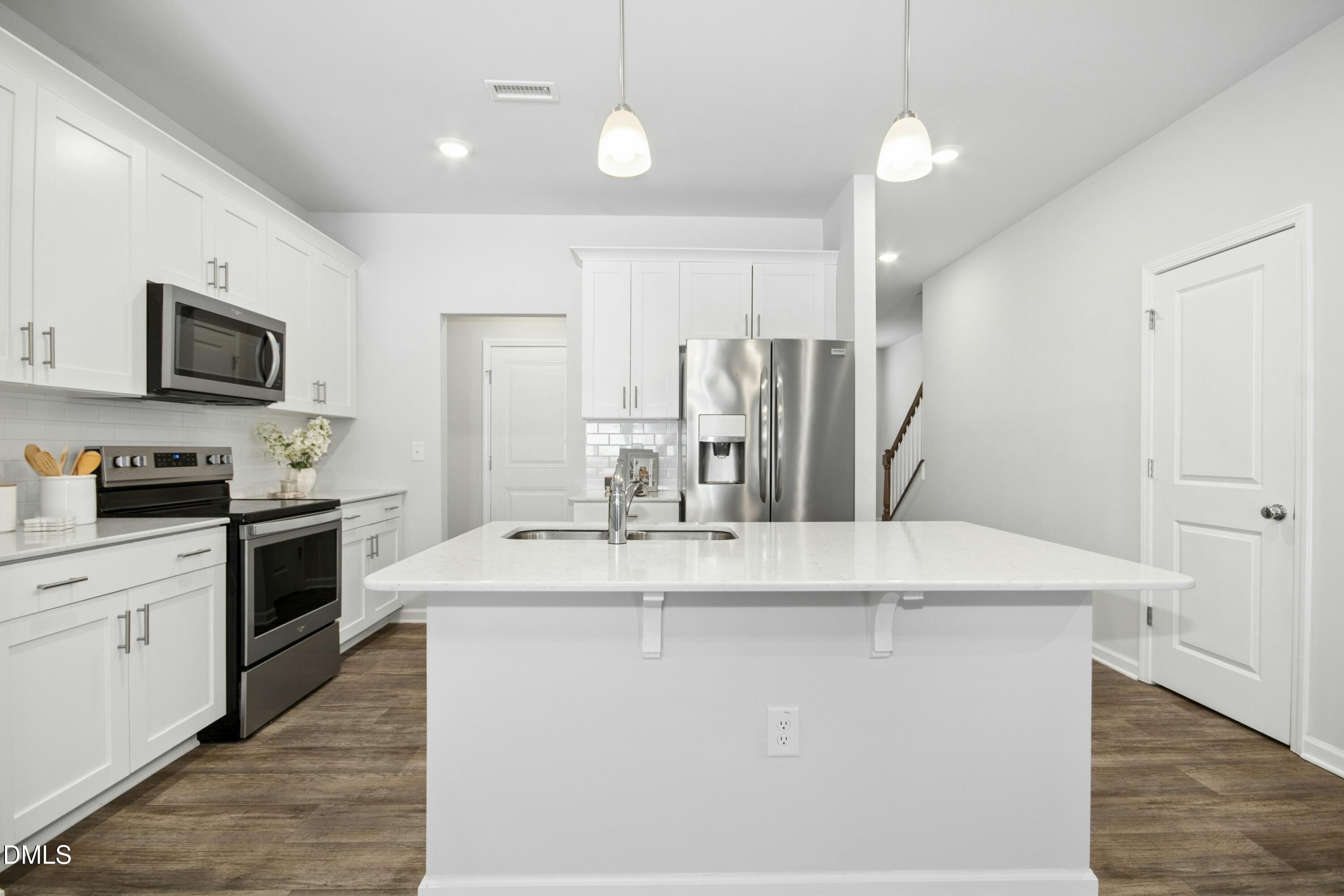 185 N Enterprise Drive Property Photo 10
