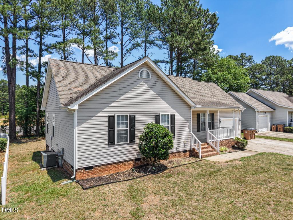 413 Groveton Trail Property Photo 1