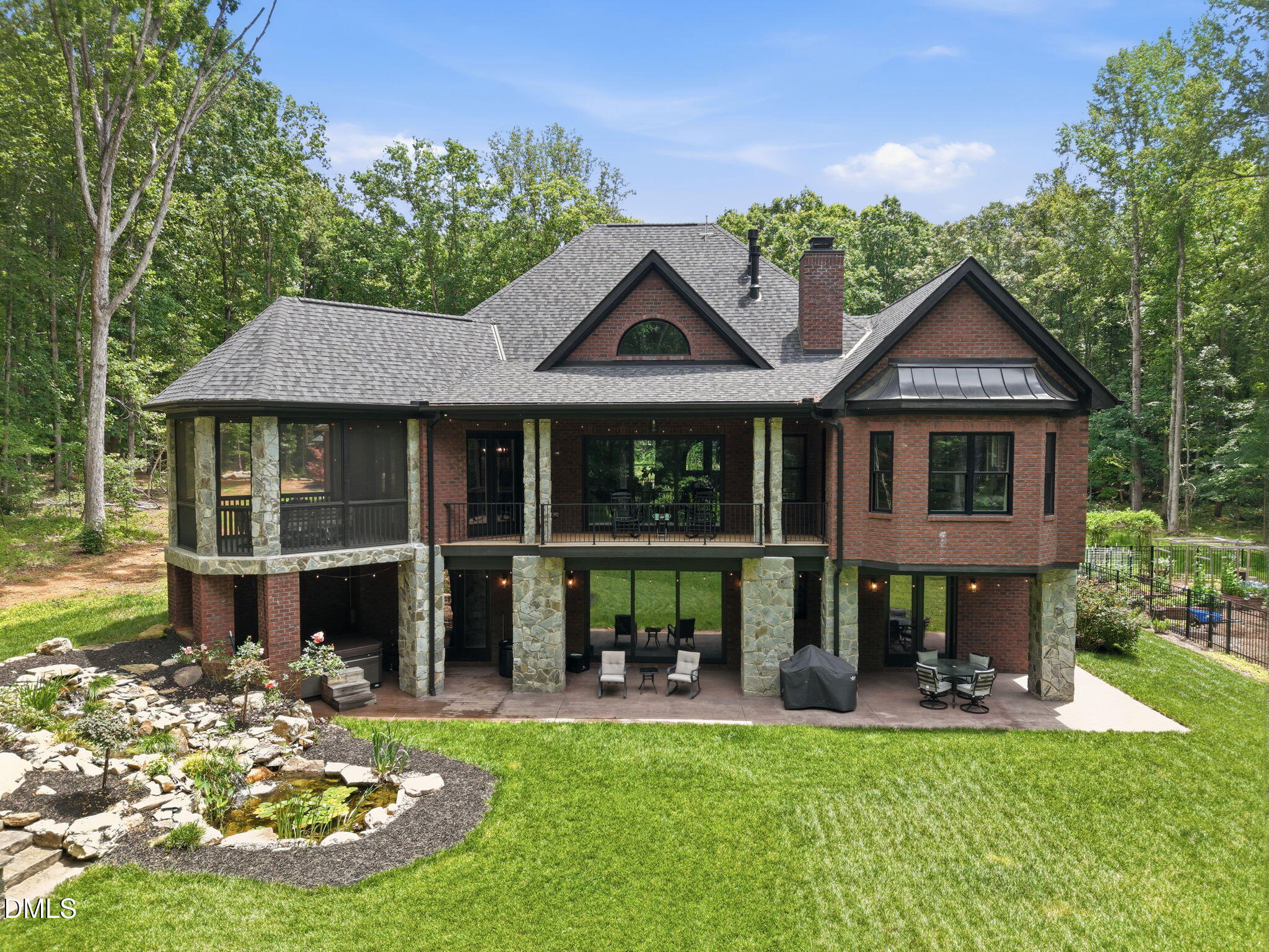 1107 Westridge Road Property Photo 2
