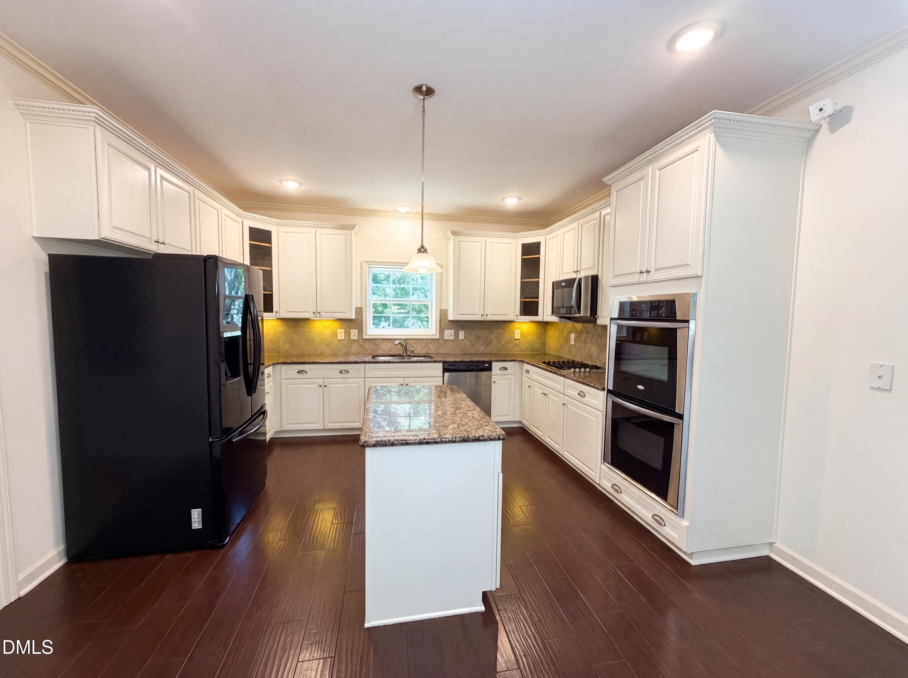 4903 Homeplace Drive Property Photo 2