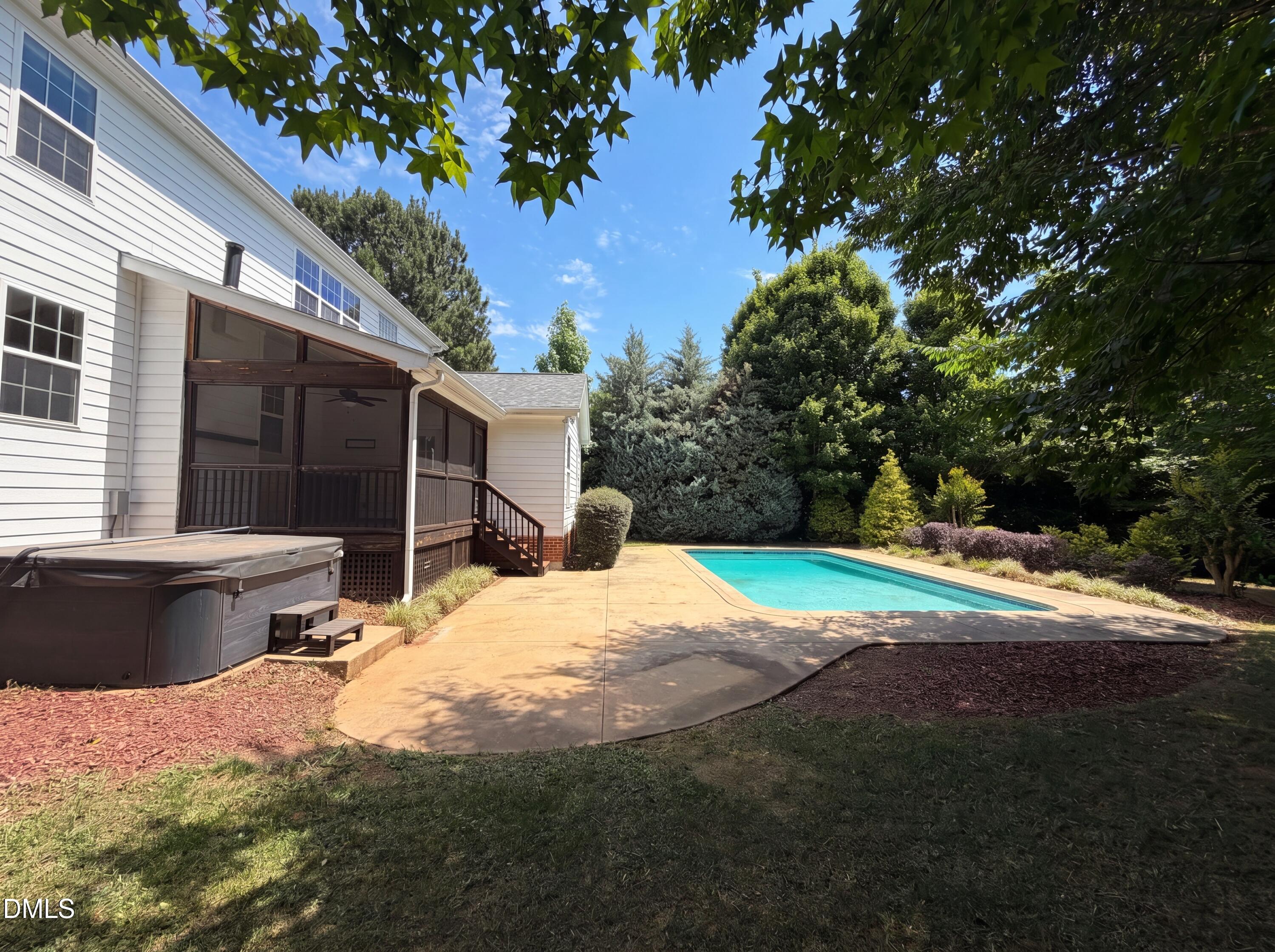 4903 Homeplace Drive Property Photo 4