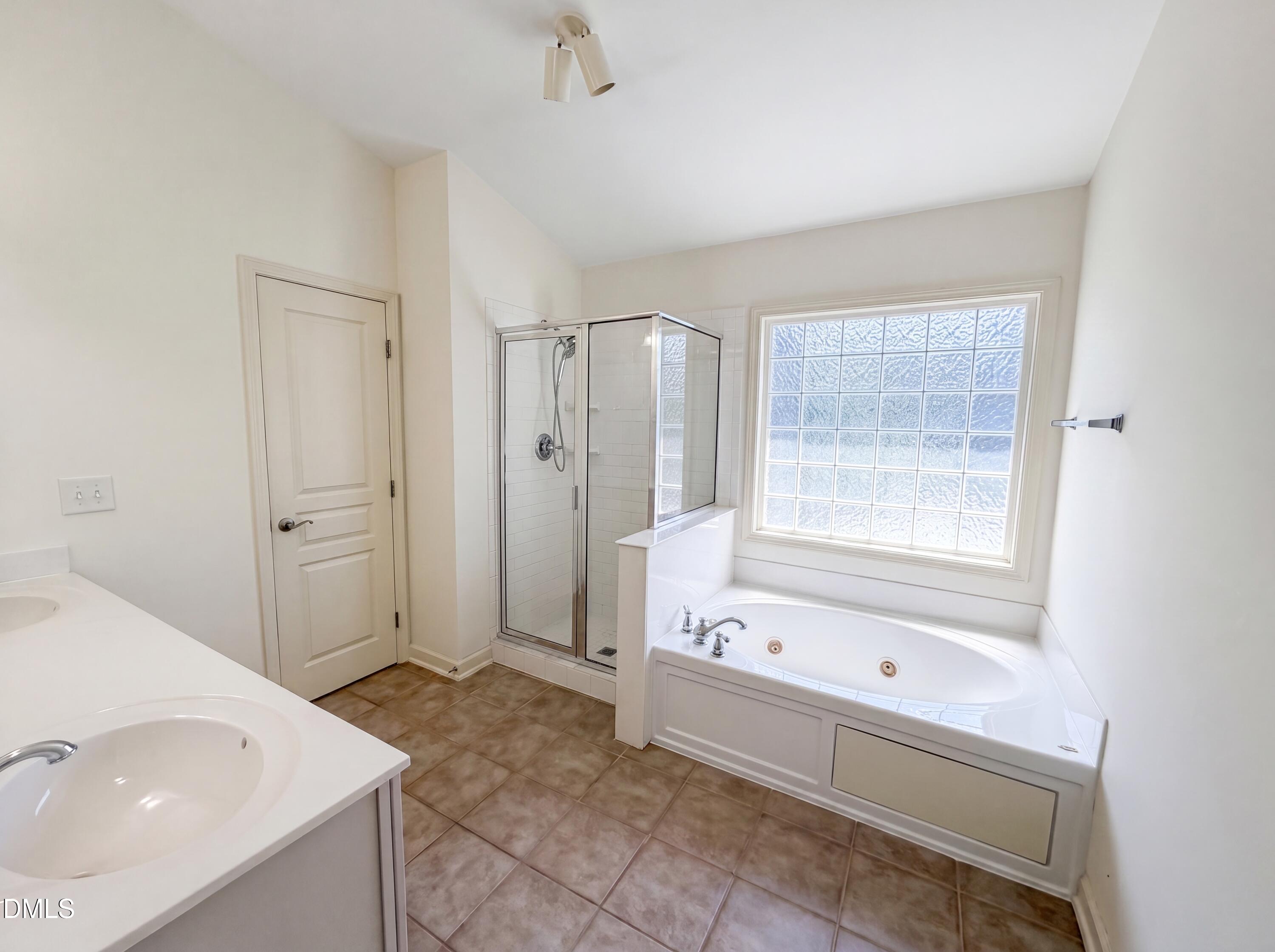 4903 Homeplace Drive Property Photo 15