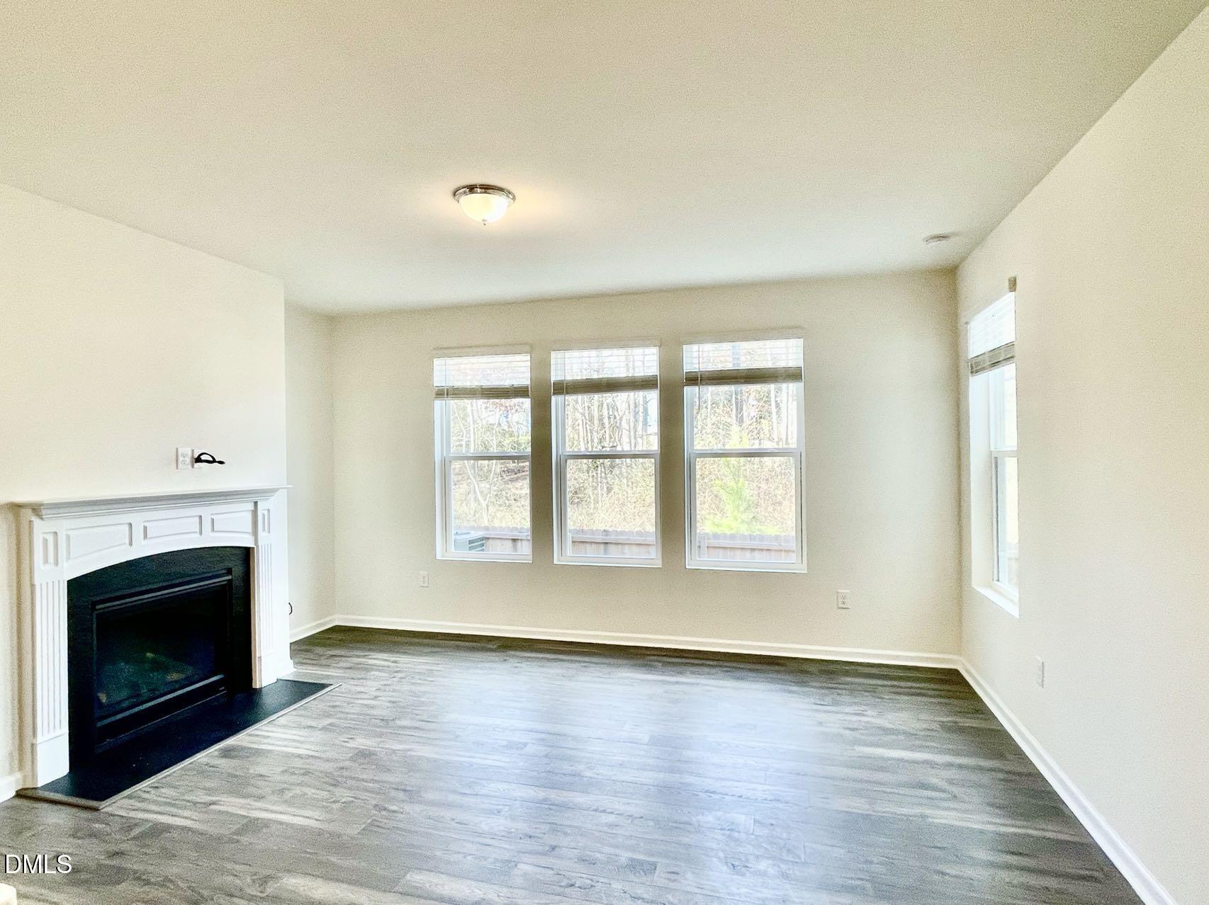 1616 Brussels Drive Property Photo 8