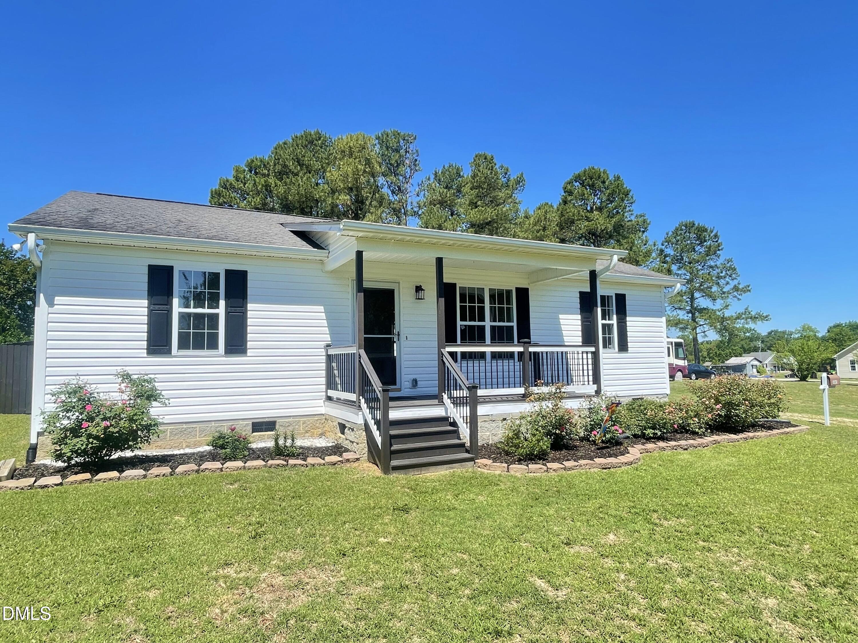 3365 Johnston County Road Property Photo 1