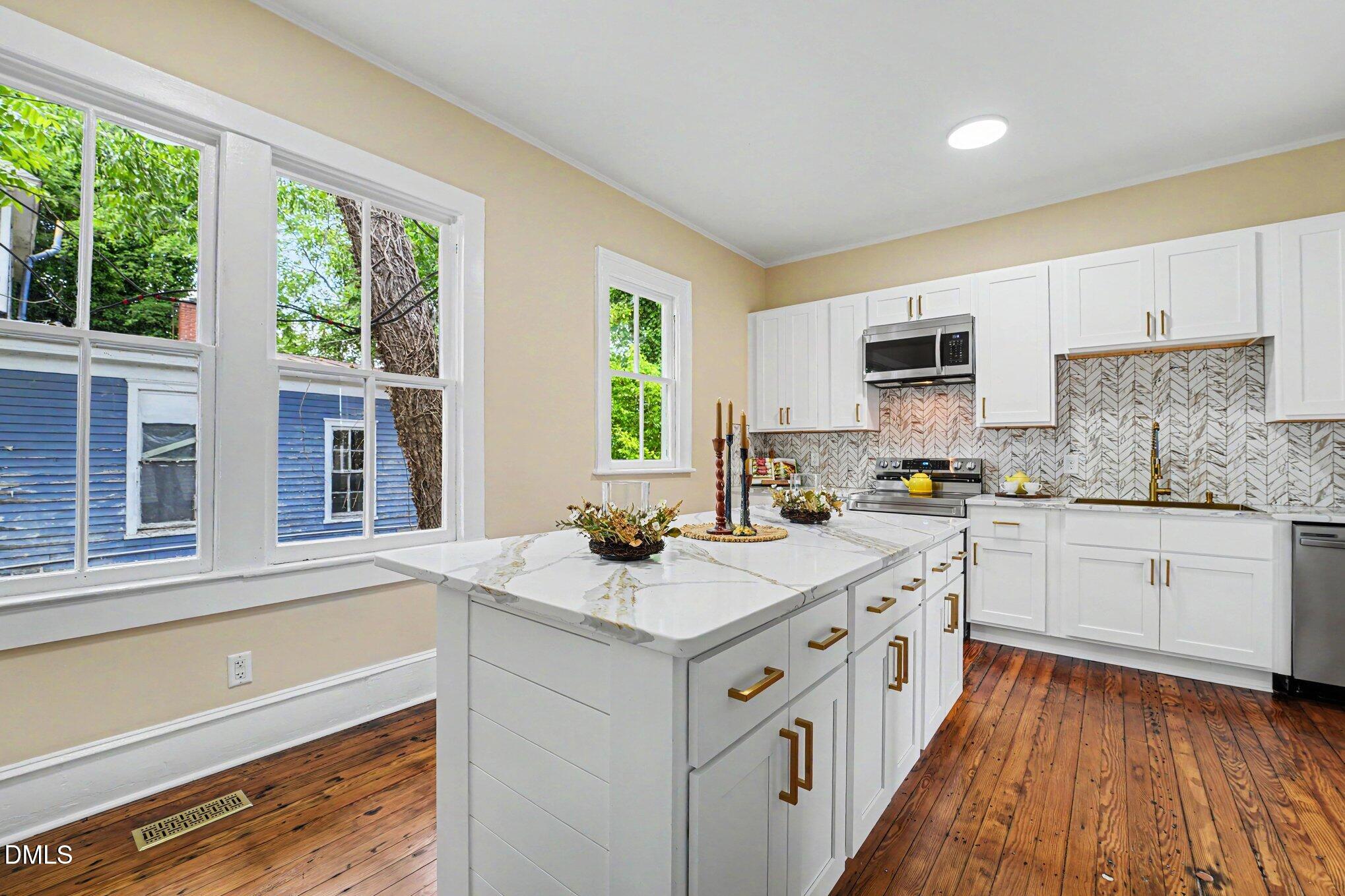 309 W Walnut Street Property Photo 13