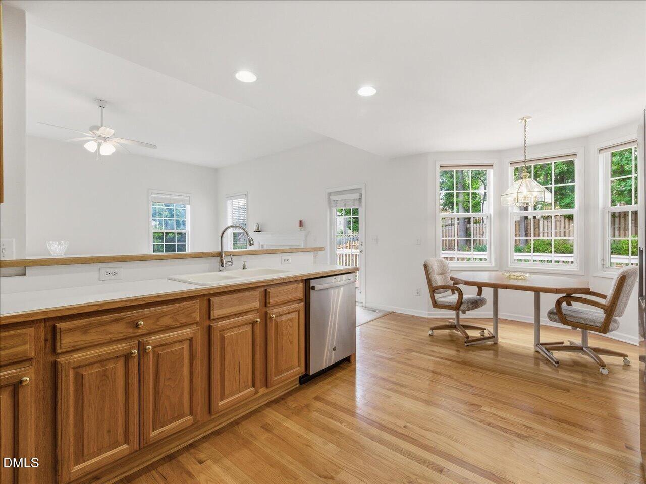1137 Pebble Creek Crossing Property Photo 9