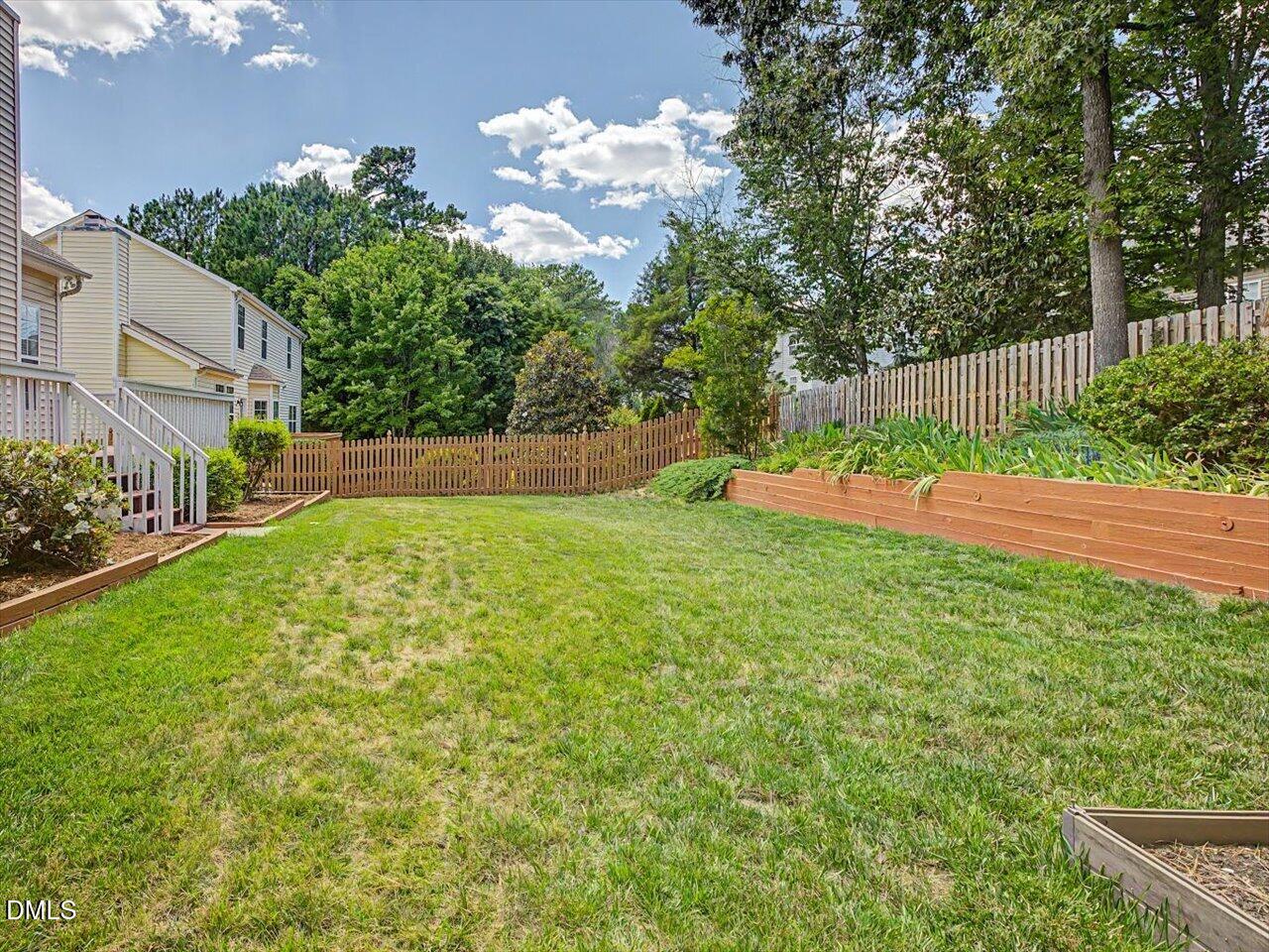 1137 Pebble Creek Crossing Property Photo 17