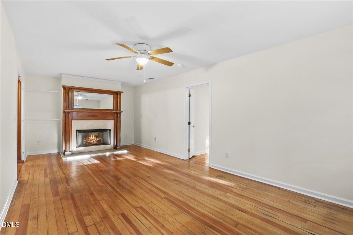 705 S 1st Property Photo 7