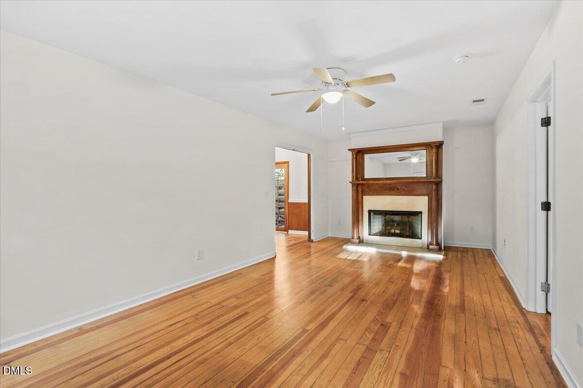 705 S 1st Property Photo 8